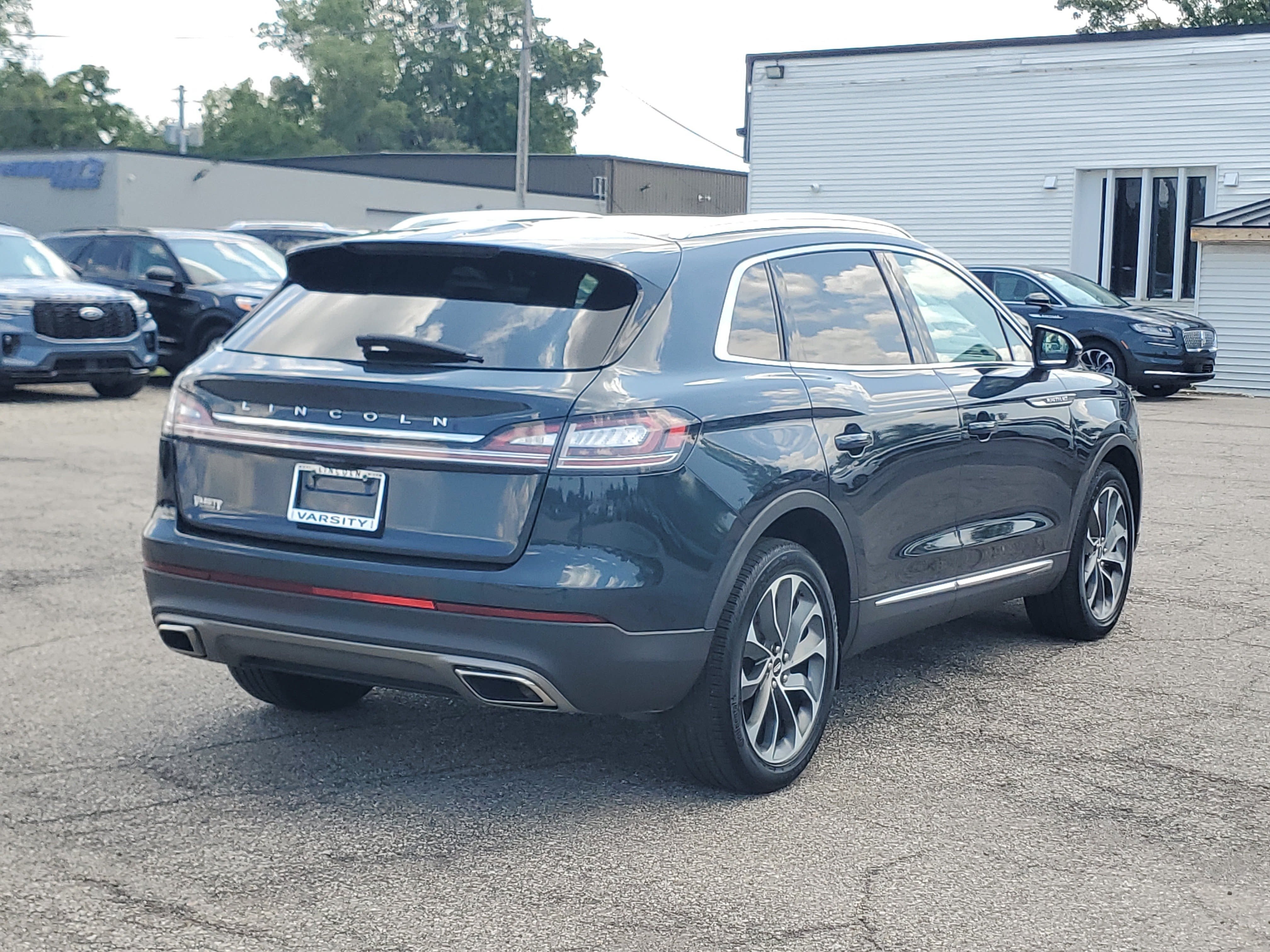 2023 Lincoln Nautilus Reserve