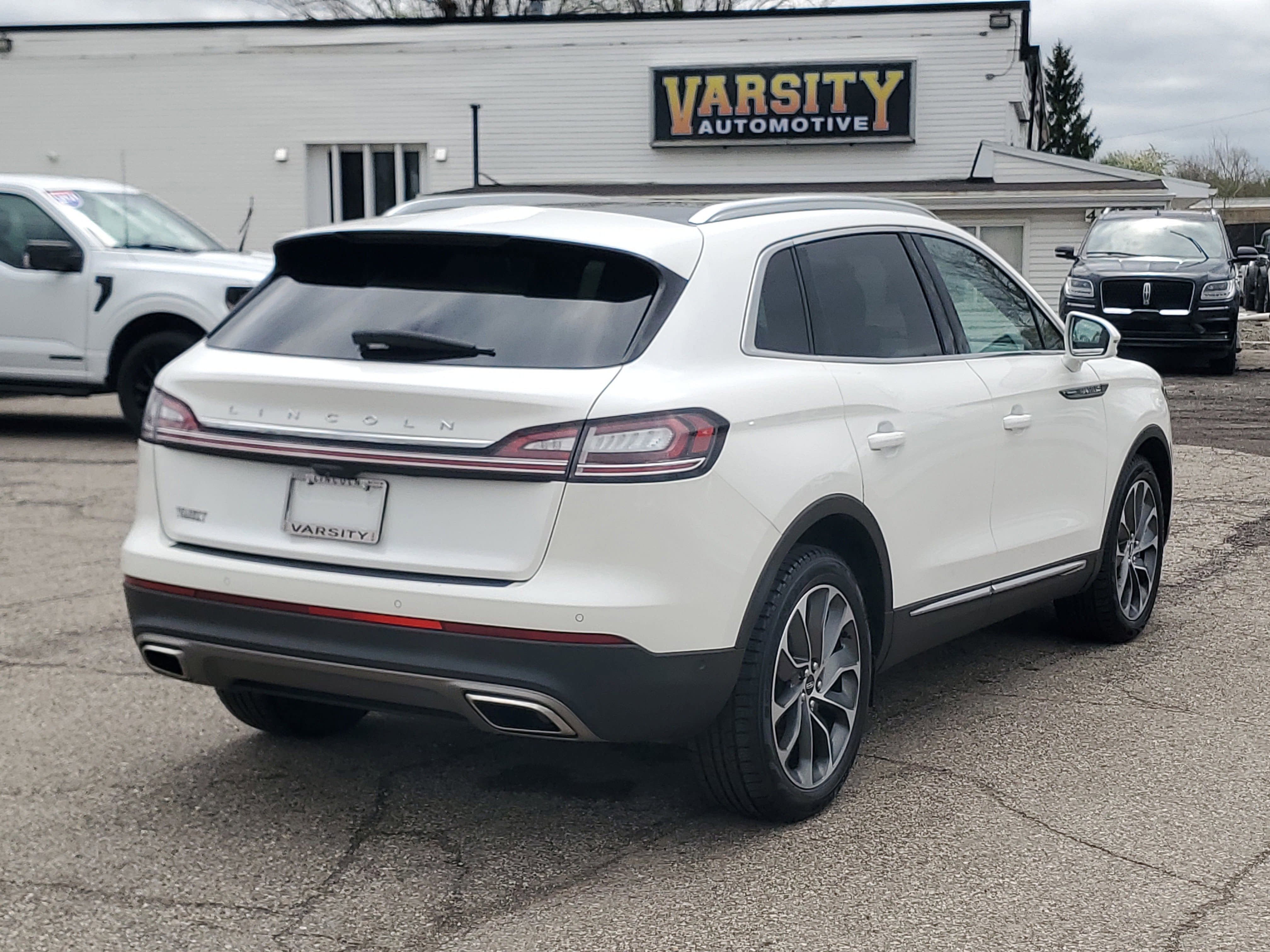 2022 Lincoln Nautilus Reserve