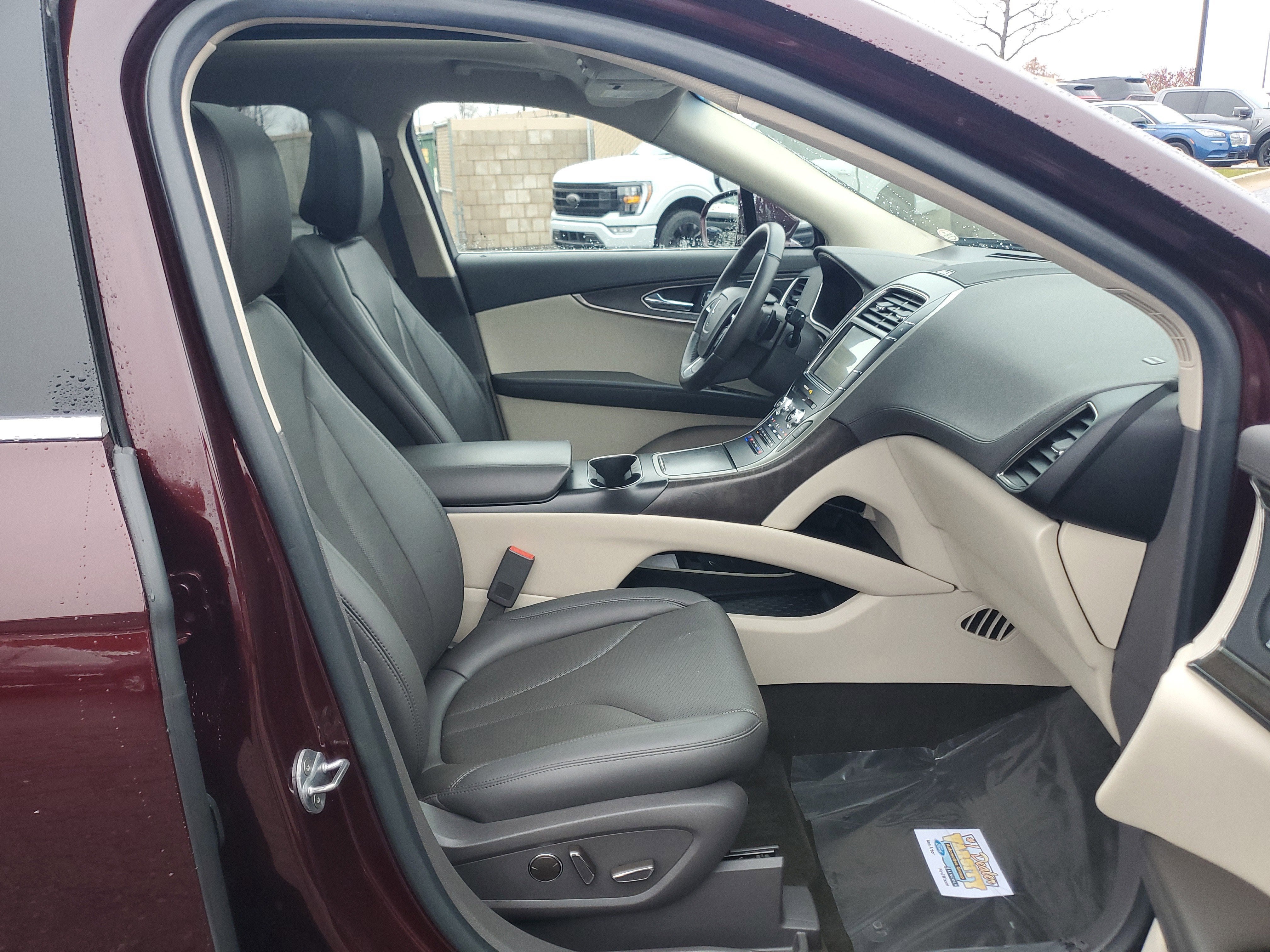 2020 Lincoln Nautilus Reserve