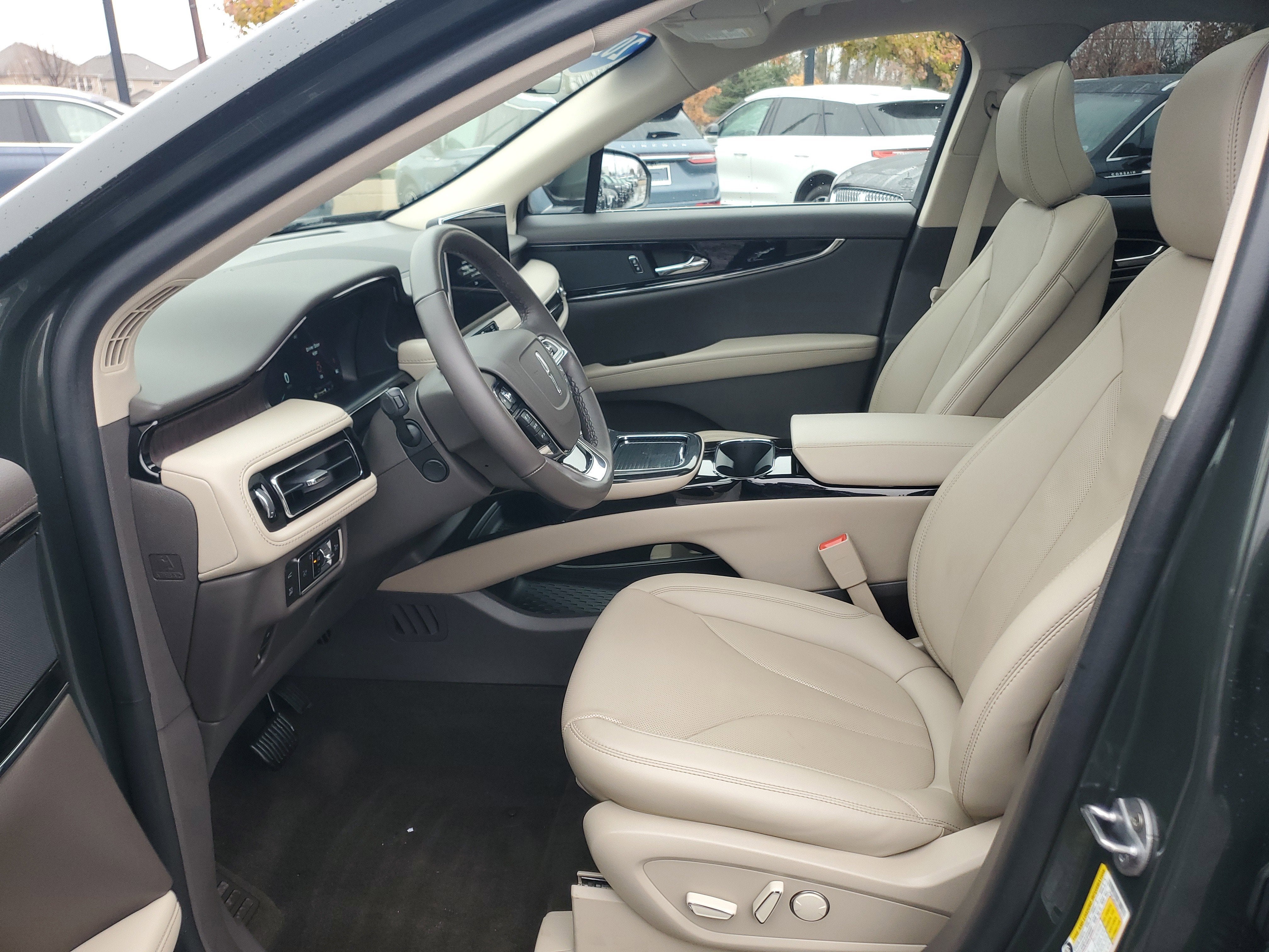 2023 Lincoln Nautilus Reserve