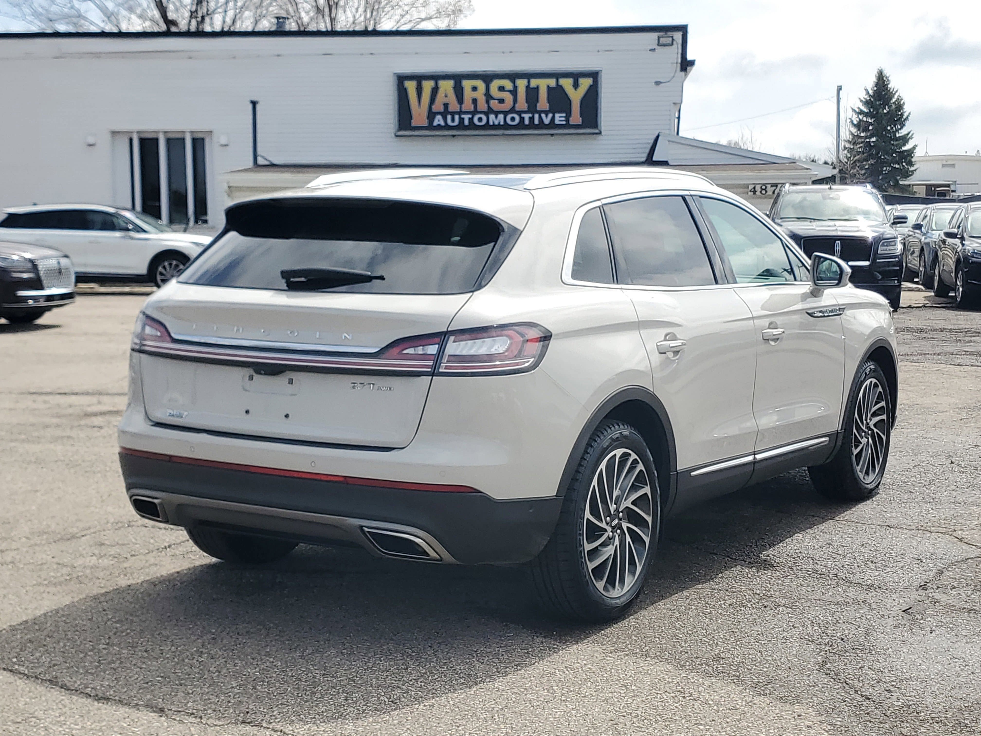 2020 Lincoln Nautilus Reserve