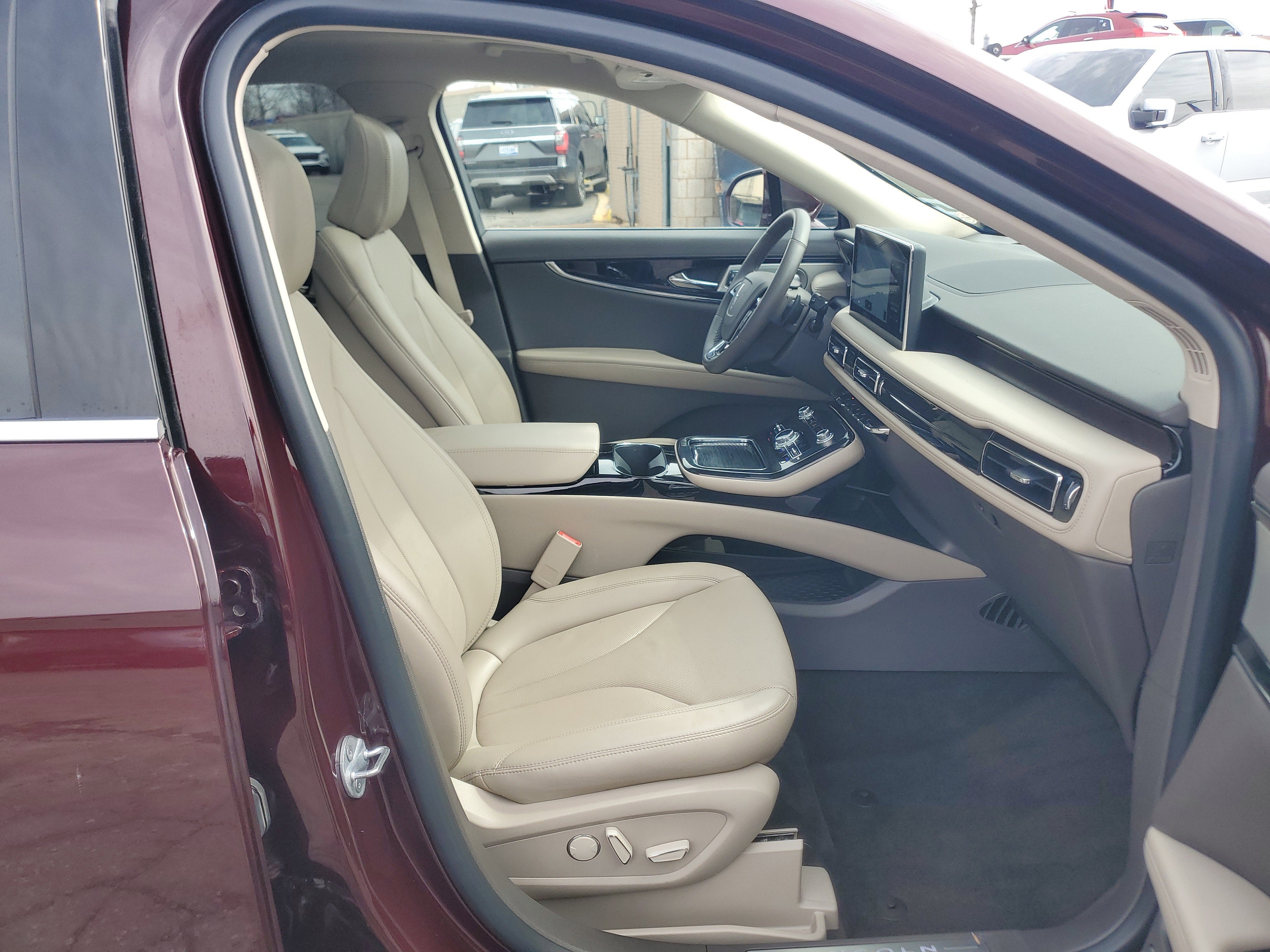 2023 Lincoln Nautilus Reserve