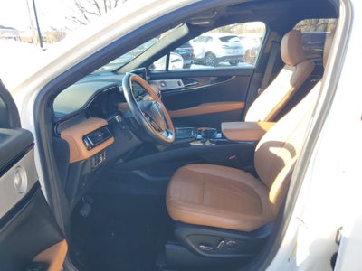 2022 Lincoln Nautilus Black Label