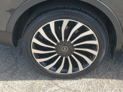 2023 Lincoln Nautilus Black Label