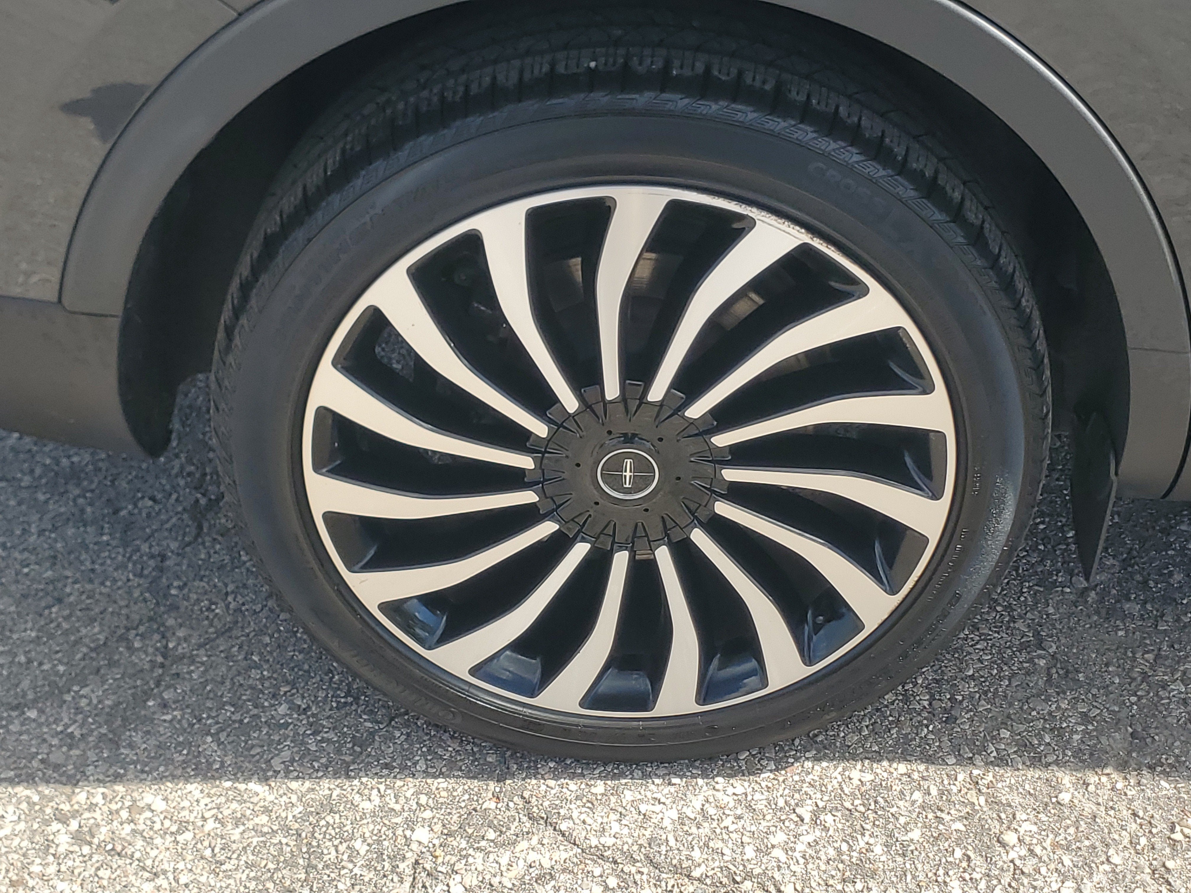 2023 Lincoln Nautilus Black Label