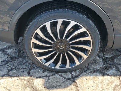 2022 Lincoln Nautilus Black Label