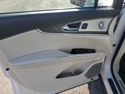 2019 Lincoln Nautilus Black Label