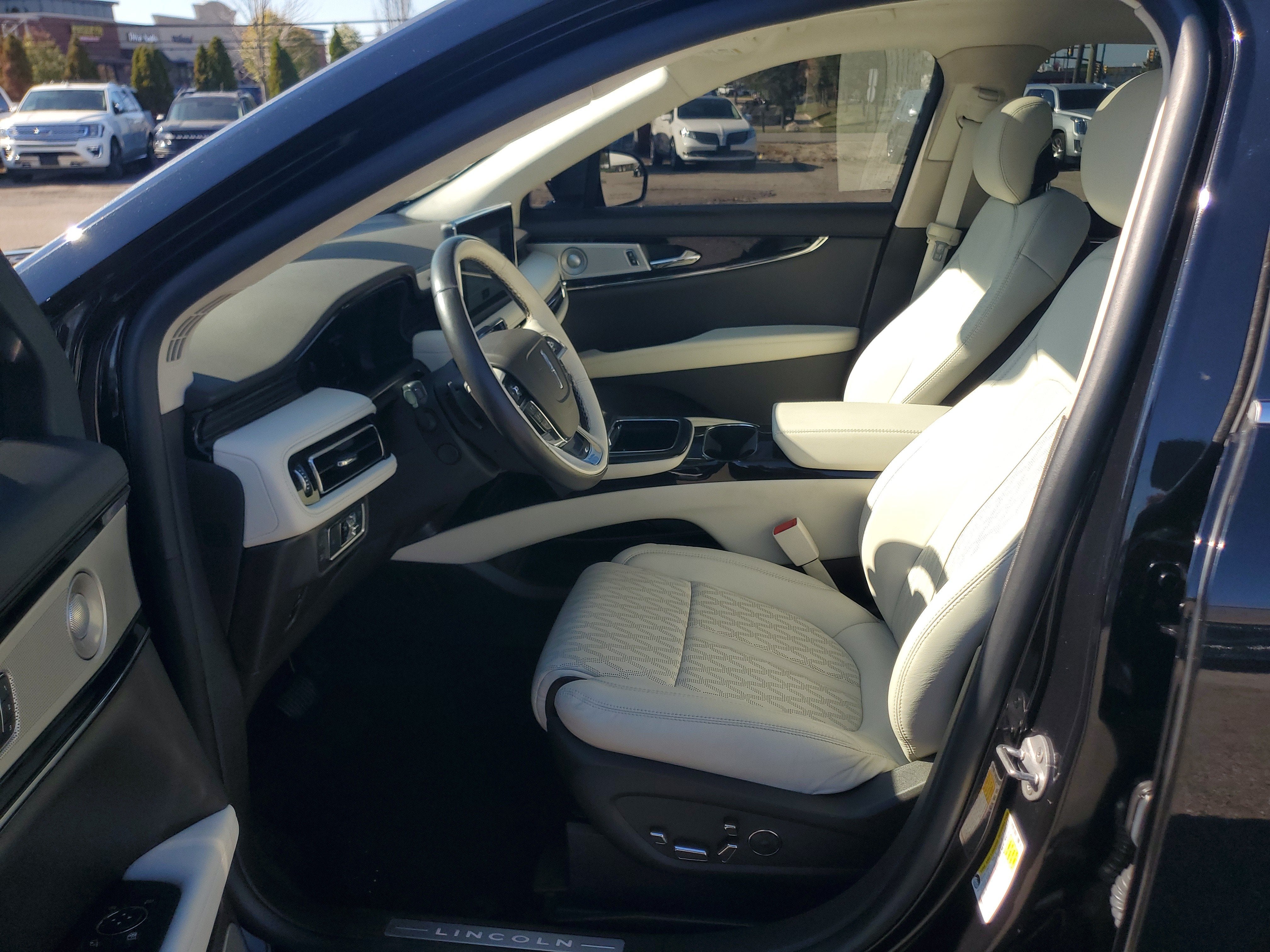 2021 Lincoln Nautilus Black Label