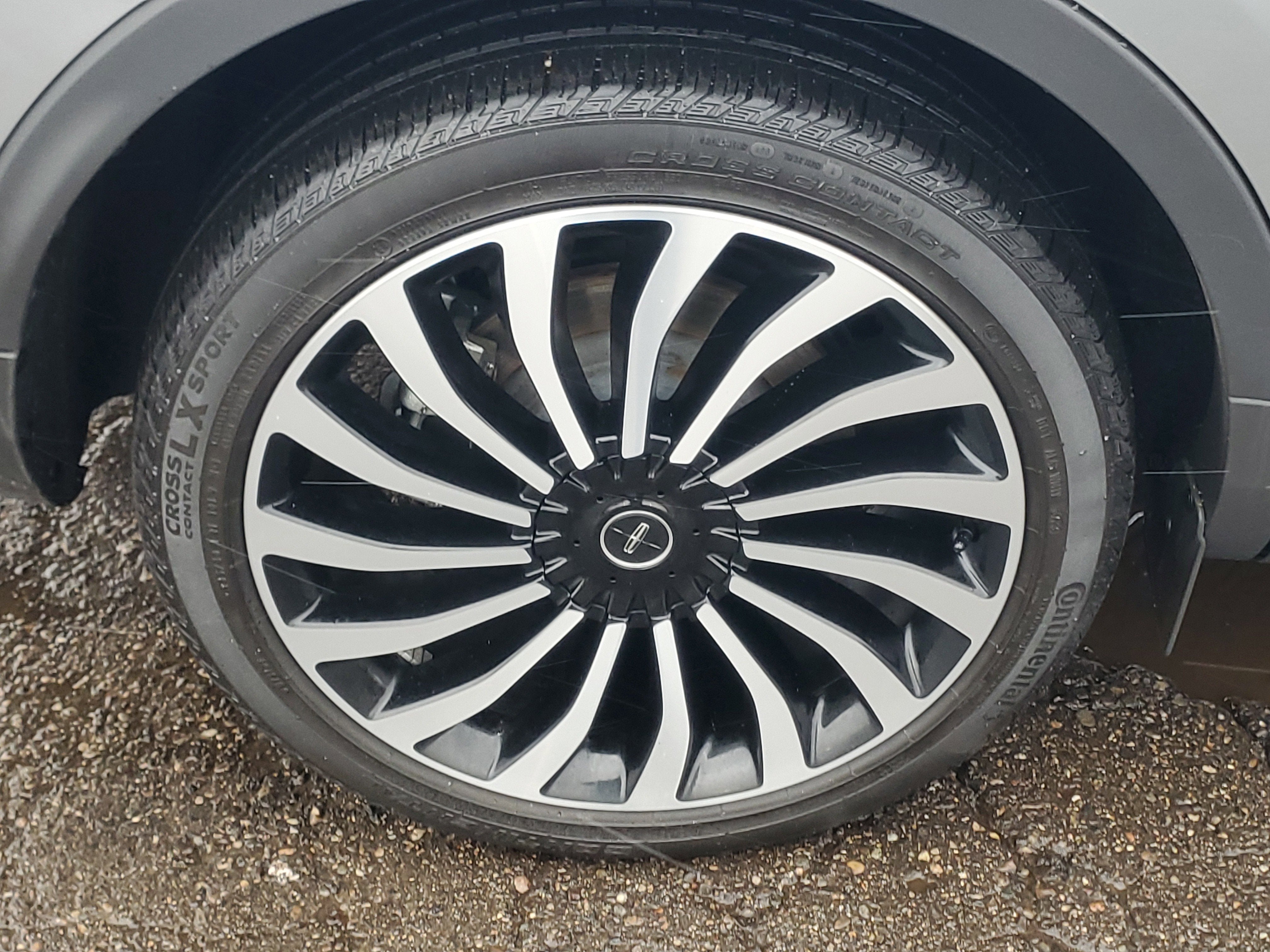 2023 Lincoln Nautilus Black Label