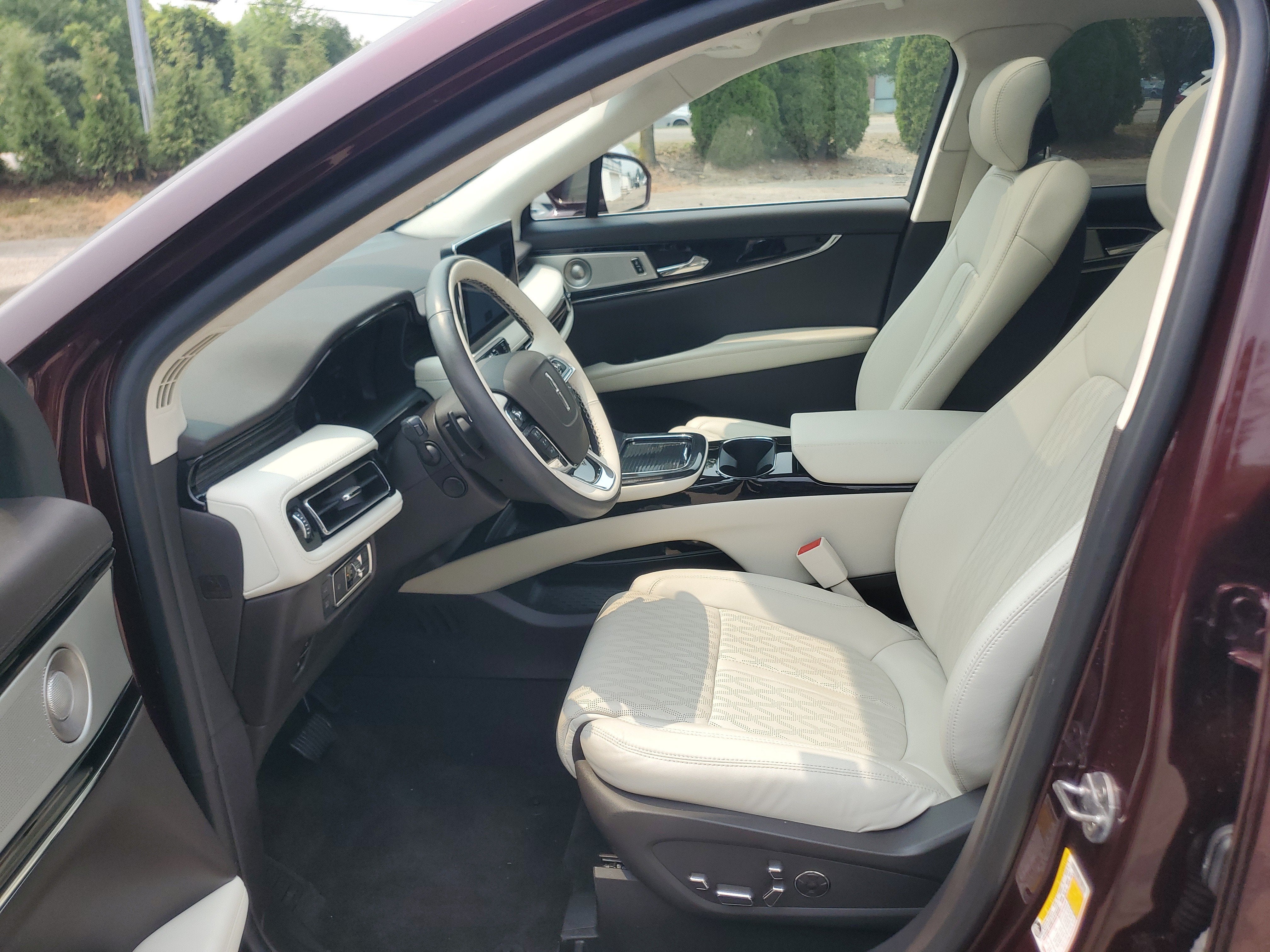 2023 Lincoln Nautilus Black Label