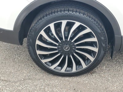 2023 Lincoln Nautilus Black Label