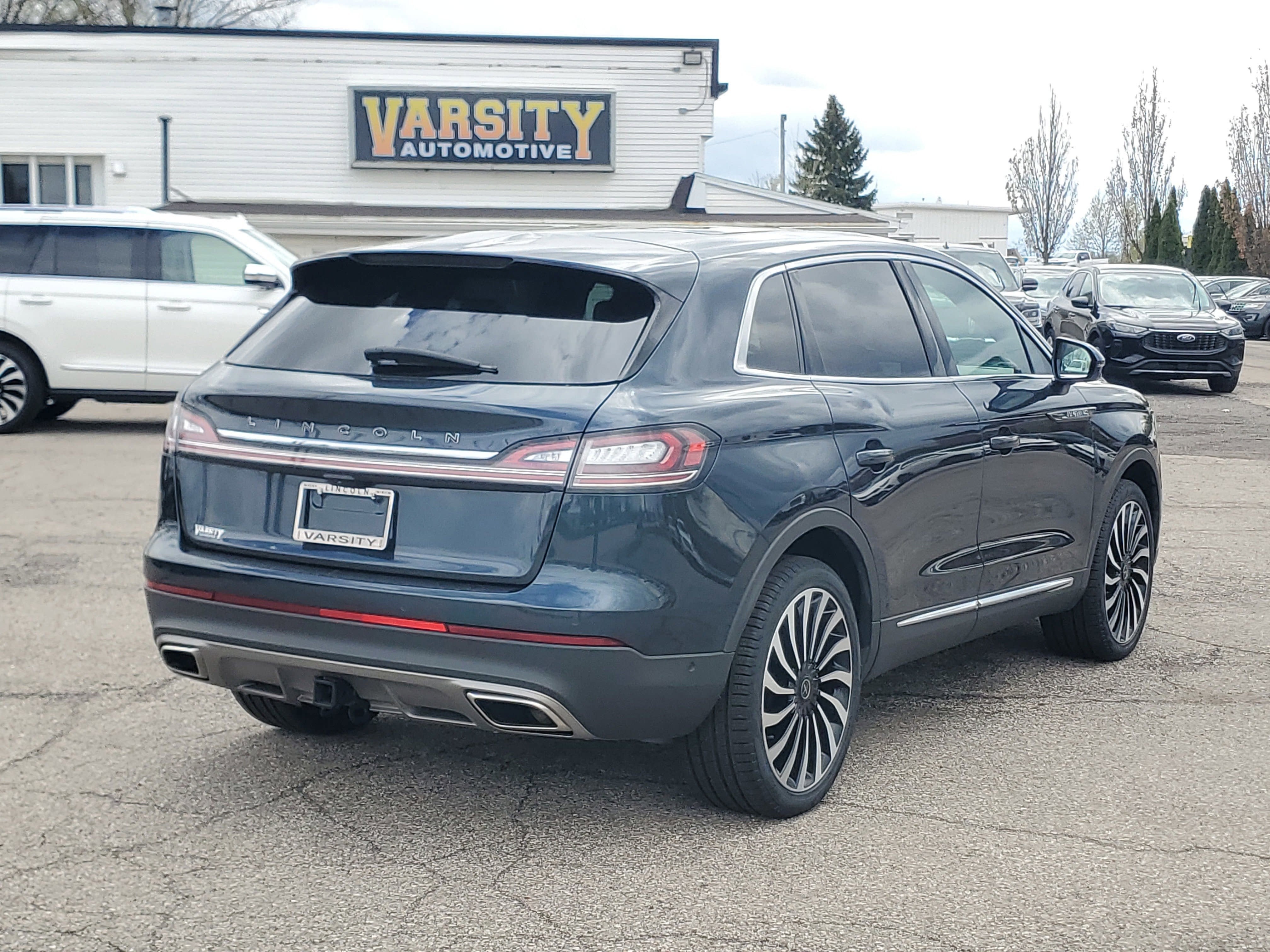2023 Lincoln Nautilus Black Label