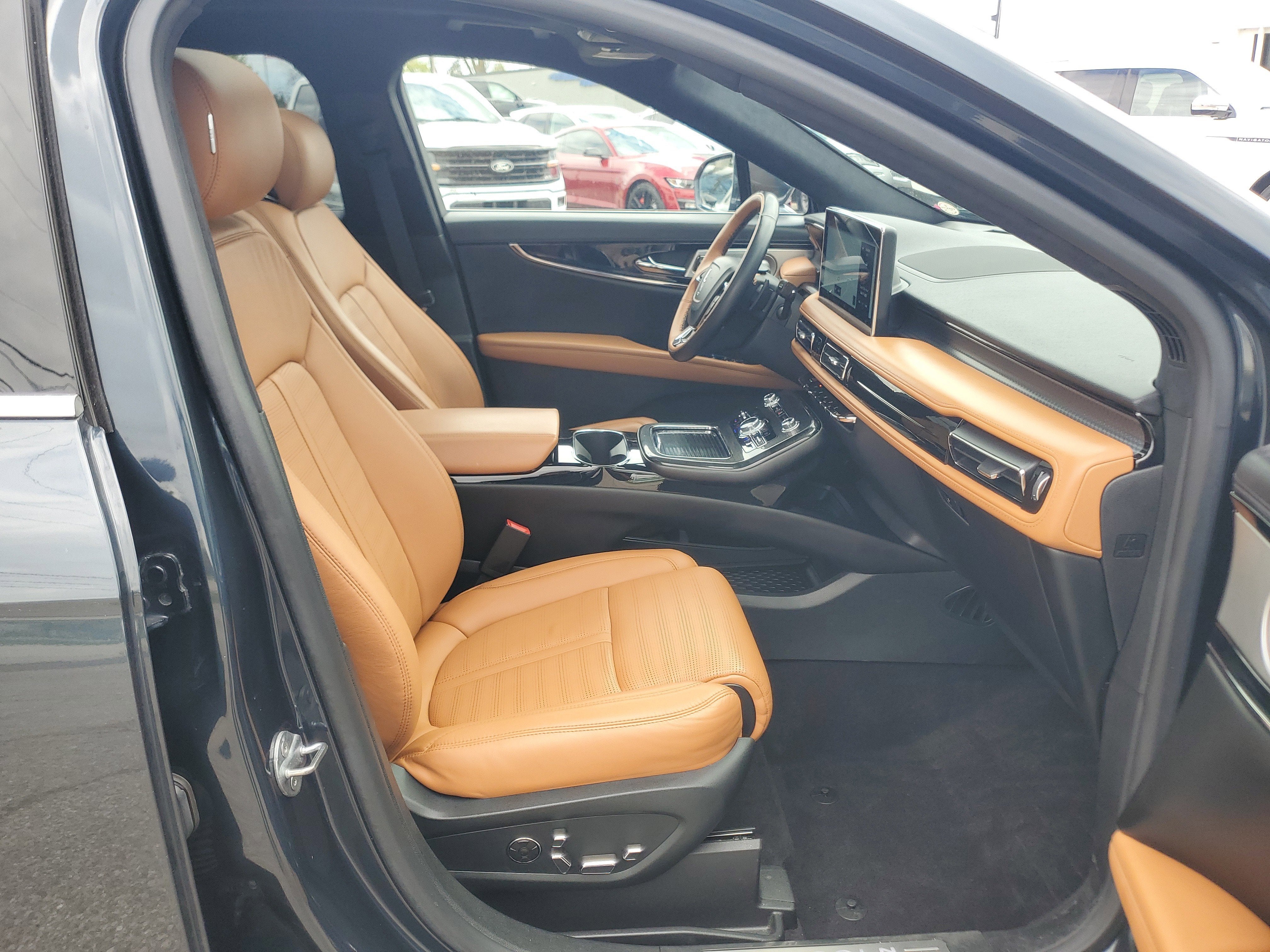 2023 Lincoln Nautilus Black Label