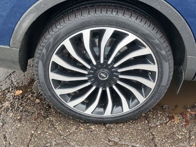 2020 Lincoln Nautilus Black Label