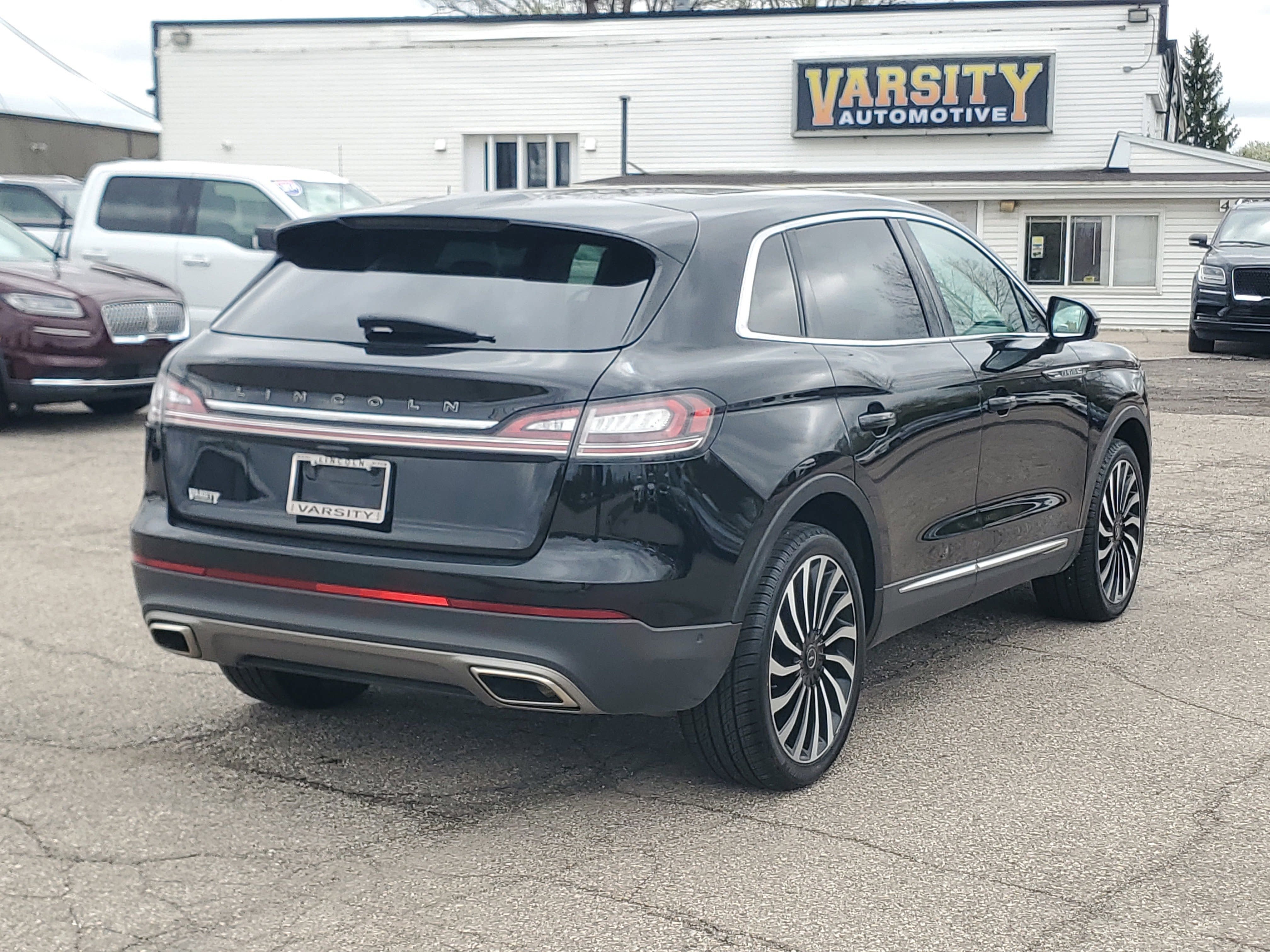 2023 Lincoln Nautilus Black Label