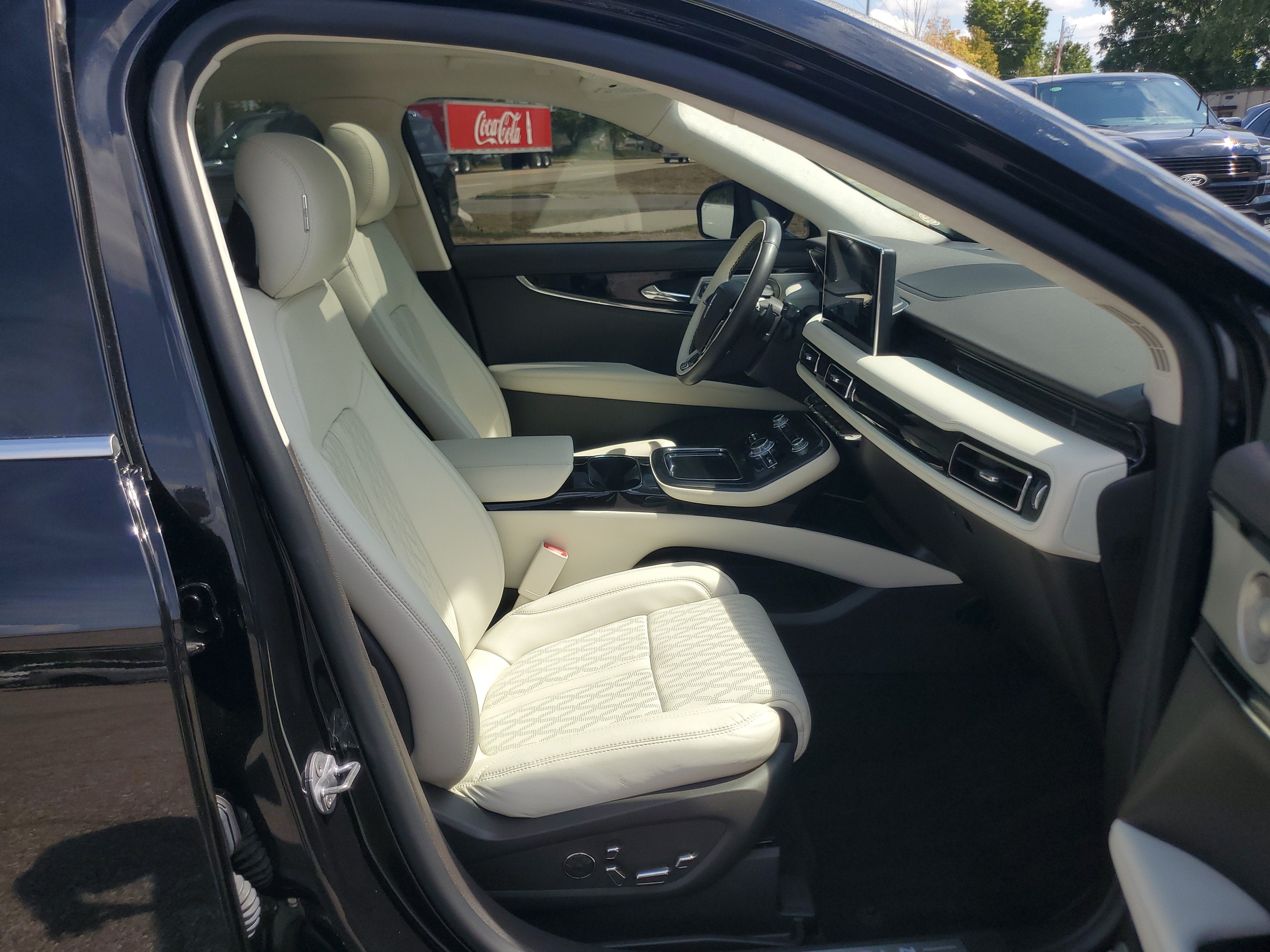 2023 Lincoln Nautilus Black Label