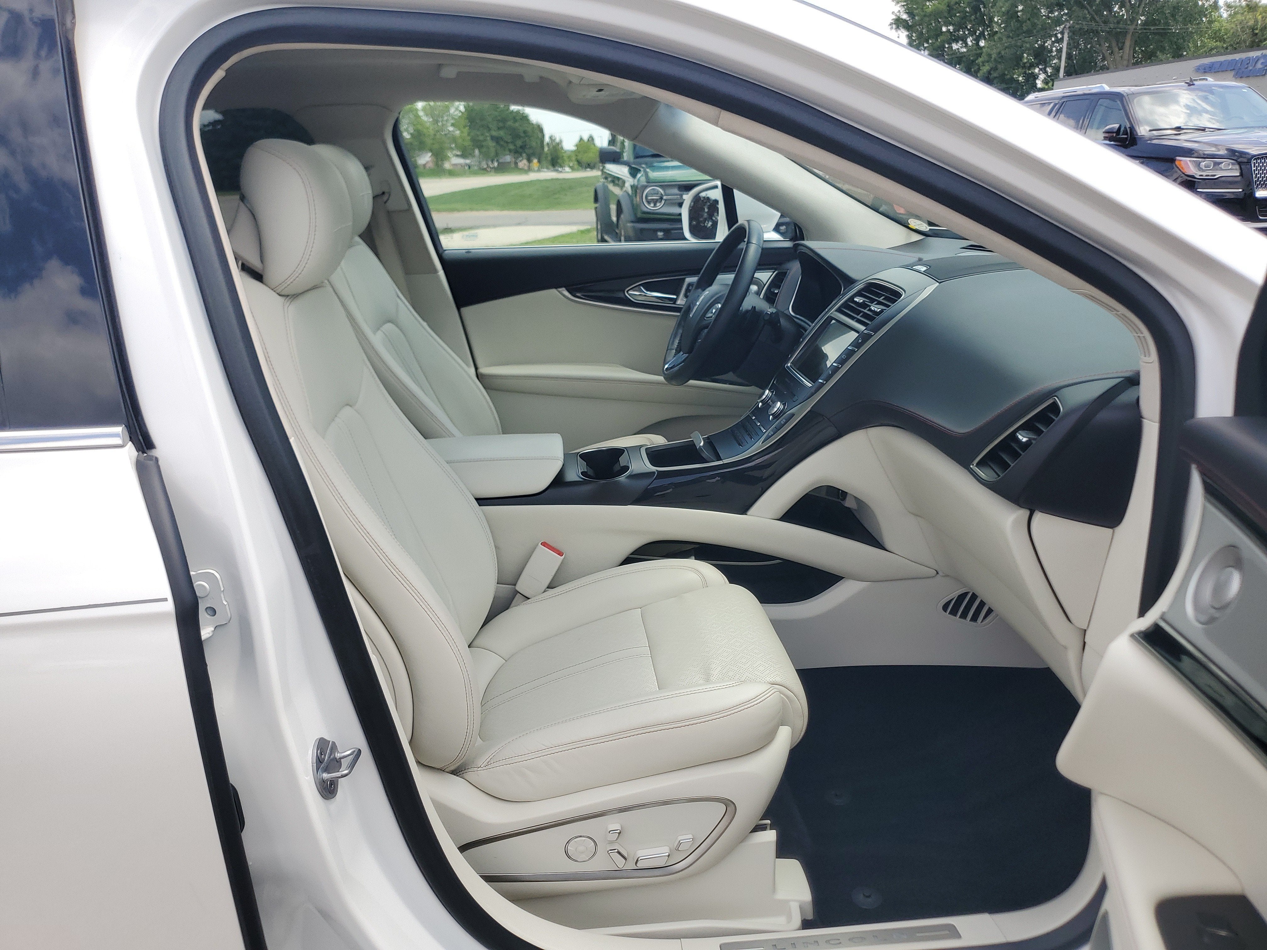 2018 Lincoln MKX Black Label