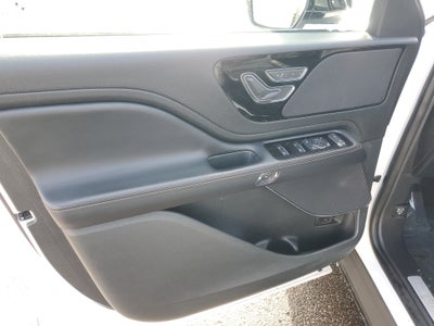 2023 Lincoln Aviator Standard