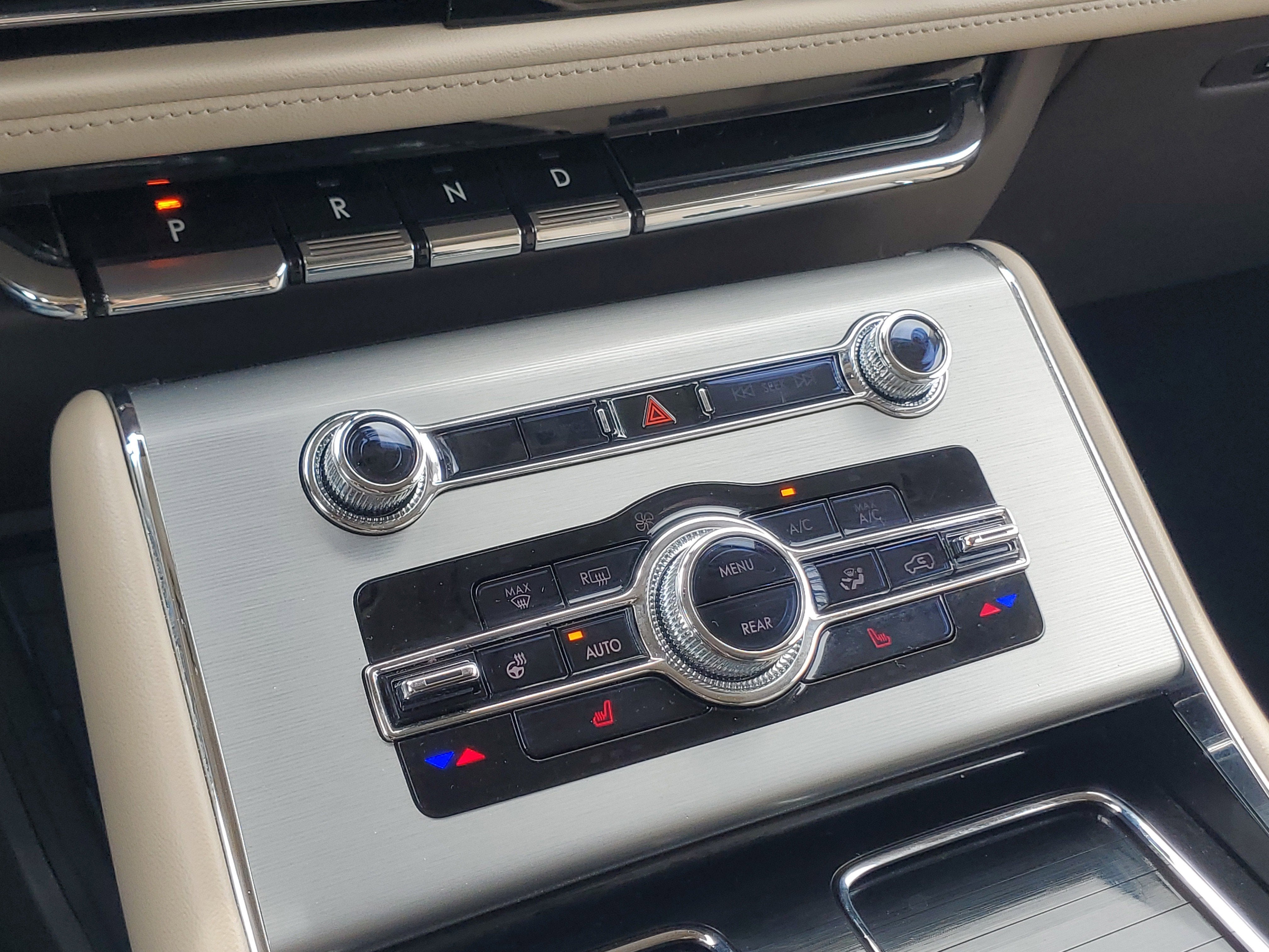 2023 Lincoln Aviator Standard