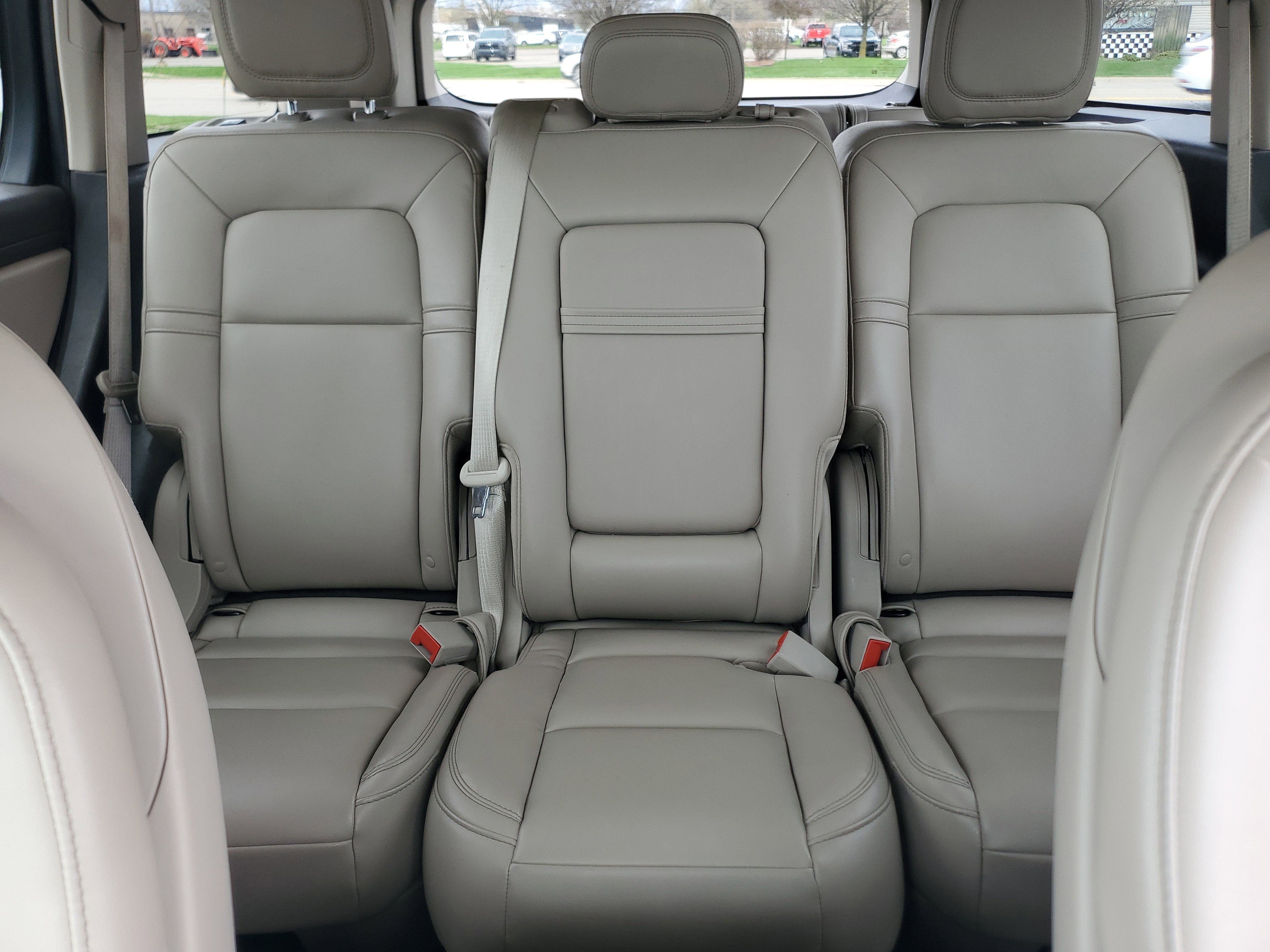 2023 Lincoln Aviator Standard