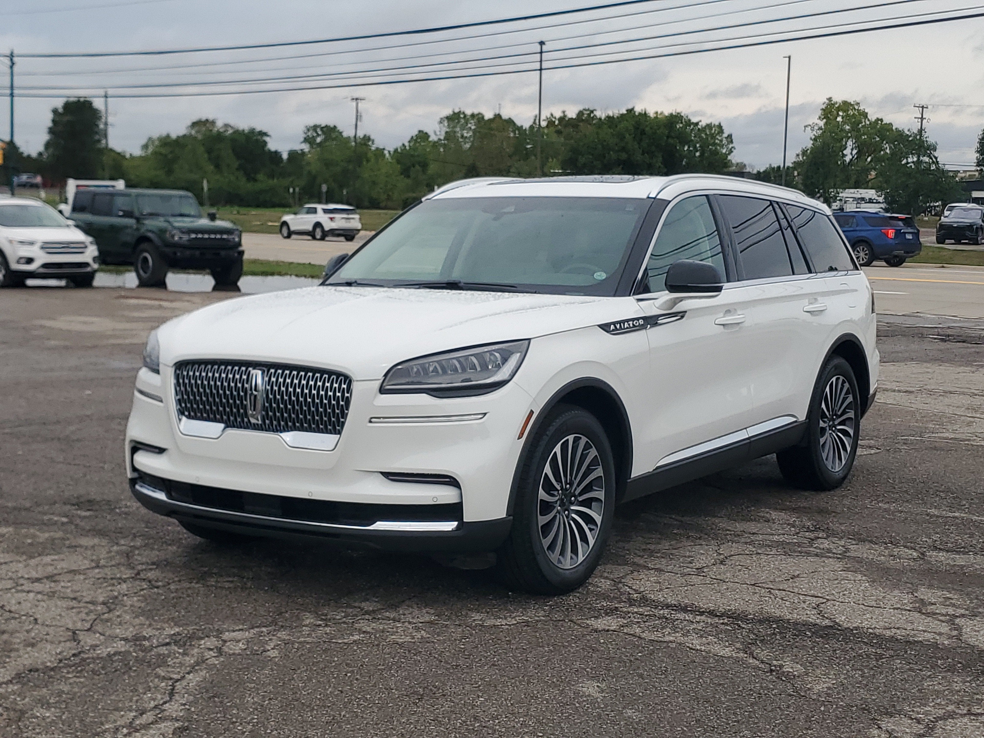 2024 Lincoln Aviator Premiere
