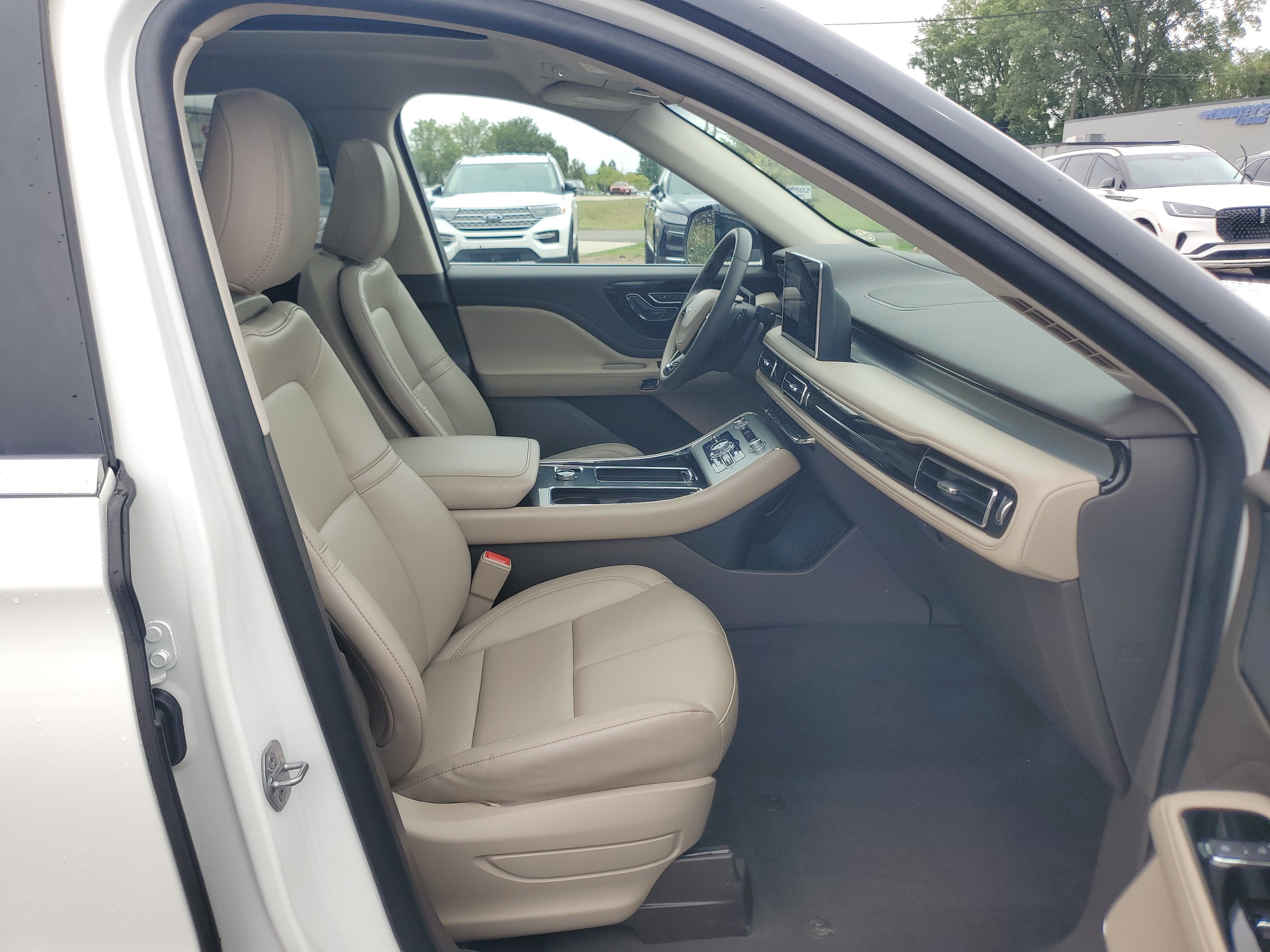 2024 Lincoln Aviator Premiere
