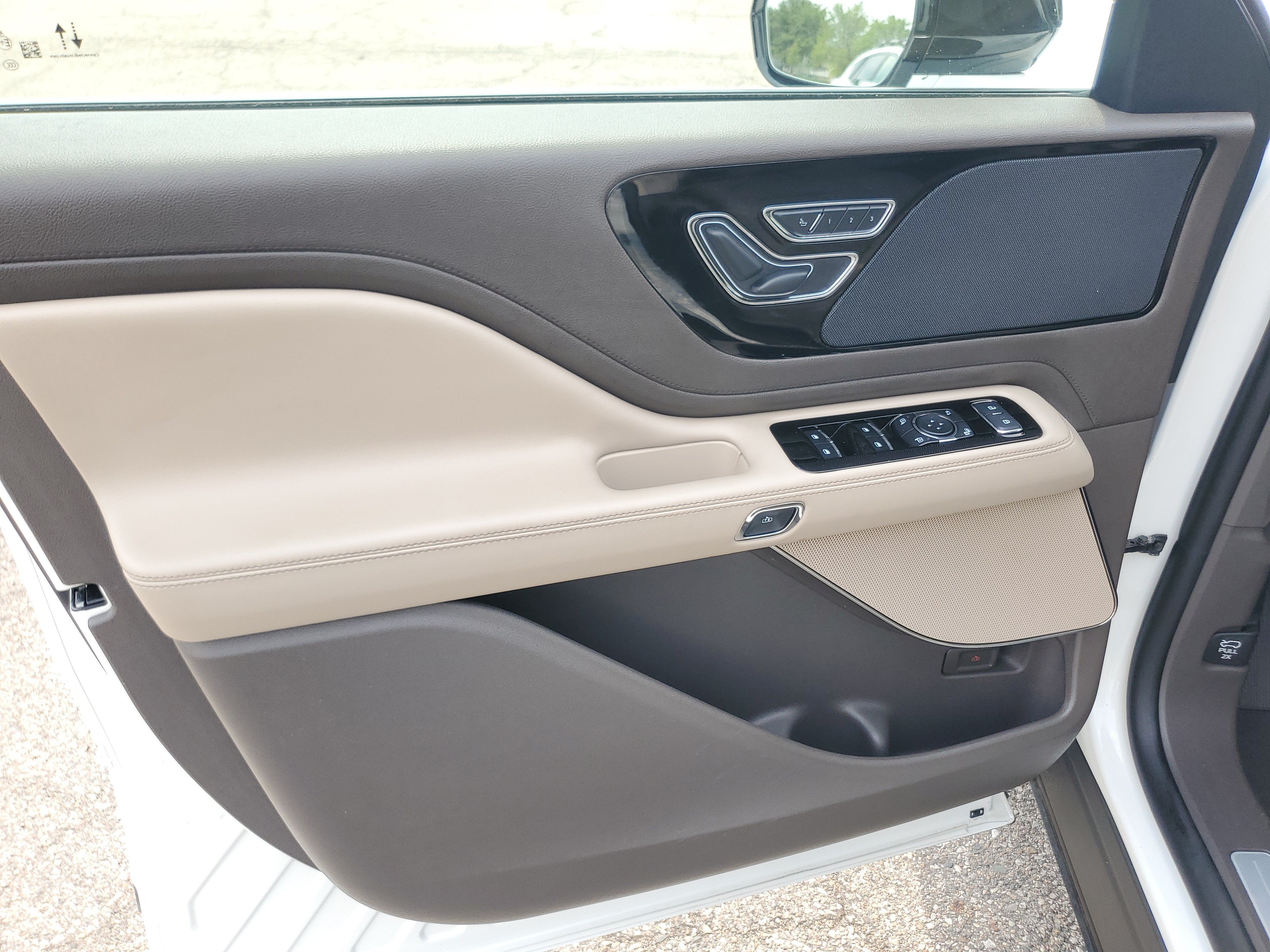 2024 Lincoln Aviator Premiere