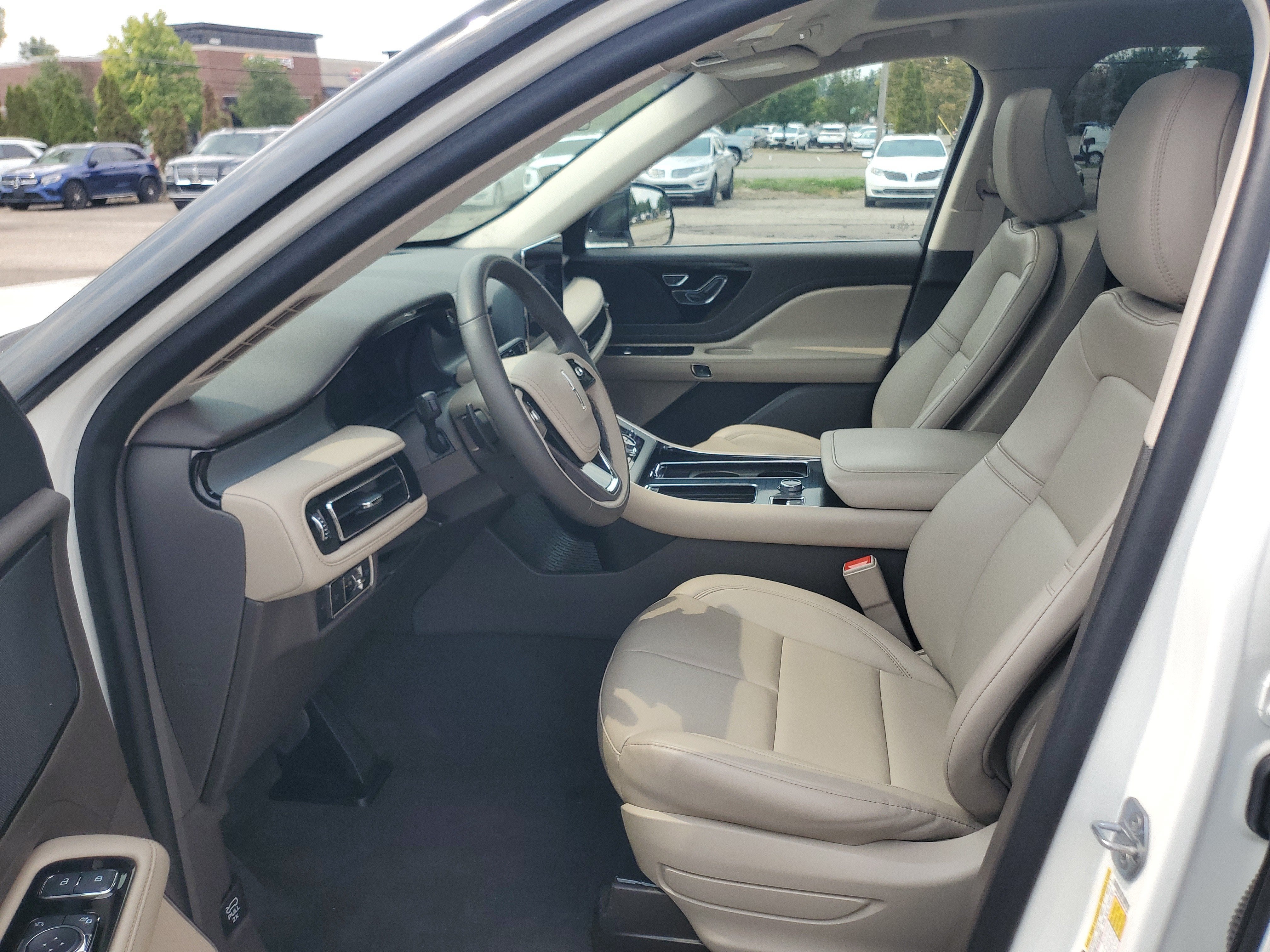 2024 Lincoln Aviator Premiere