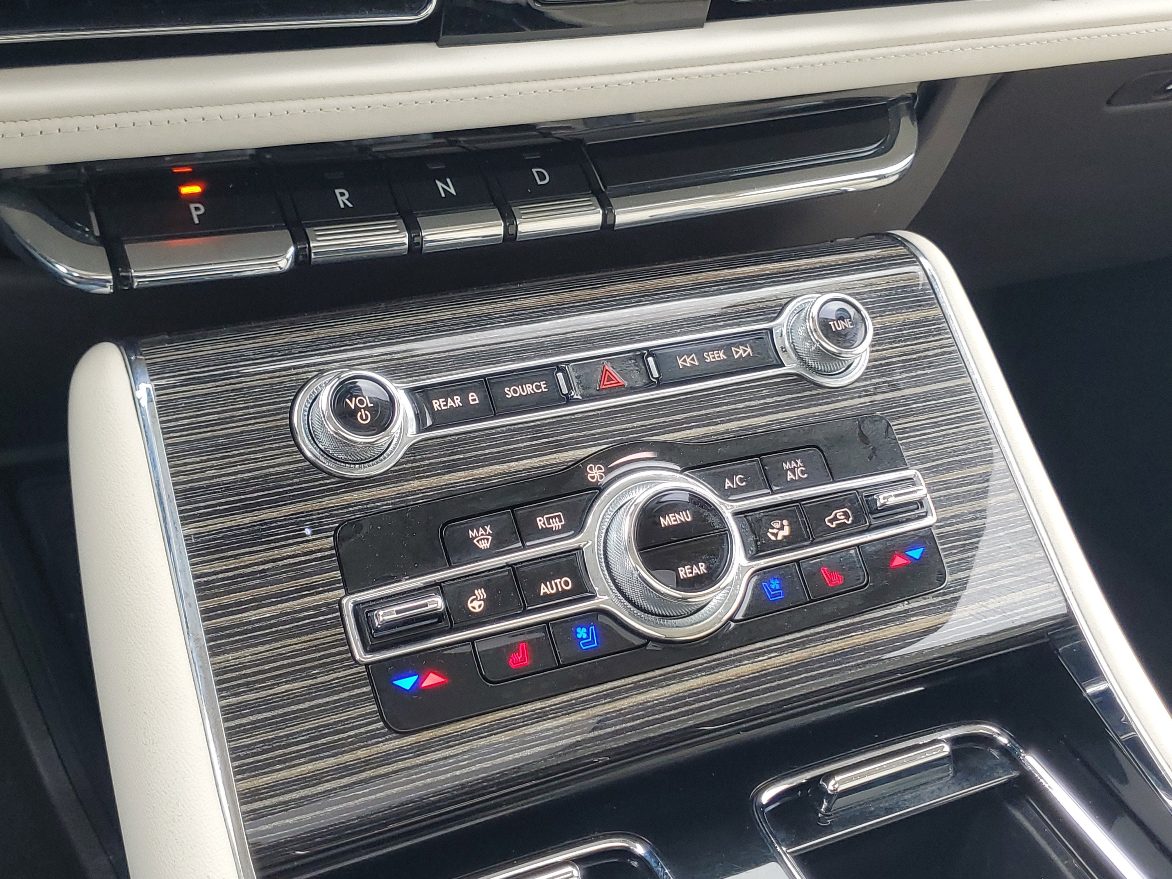 2024 Lincoln Aviator Black Label