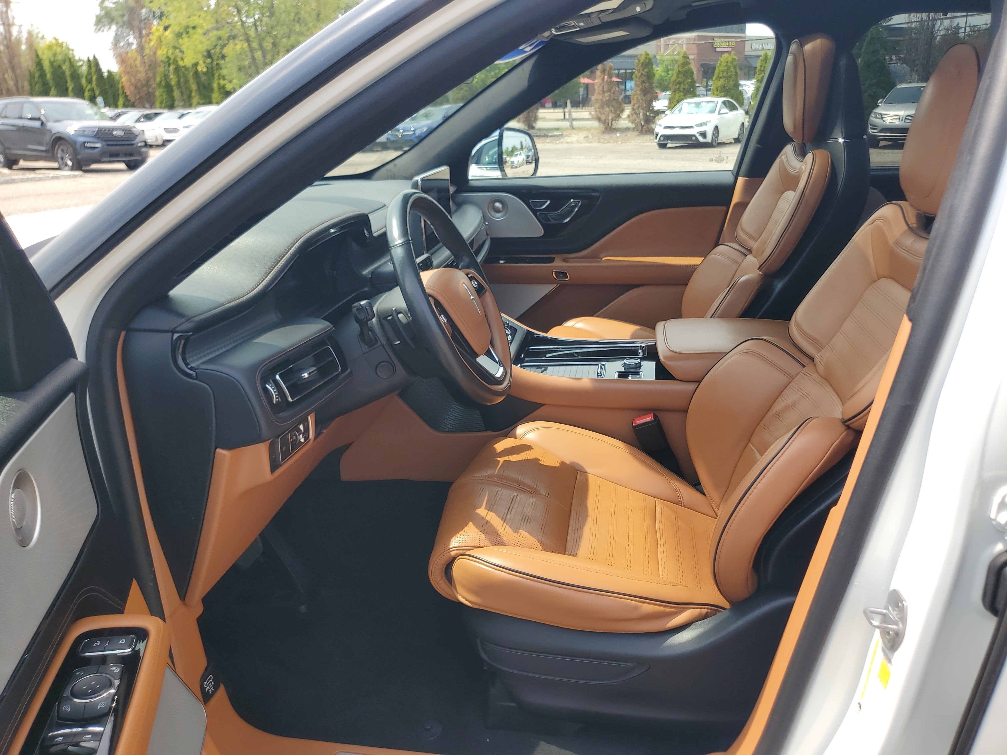 2022 Lincoln Aviator Black Label