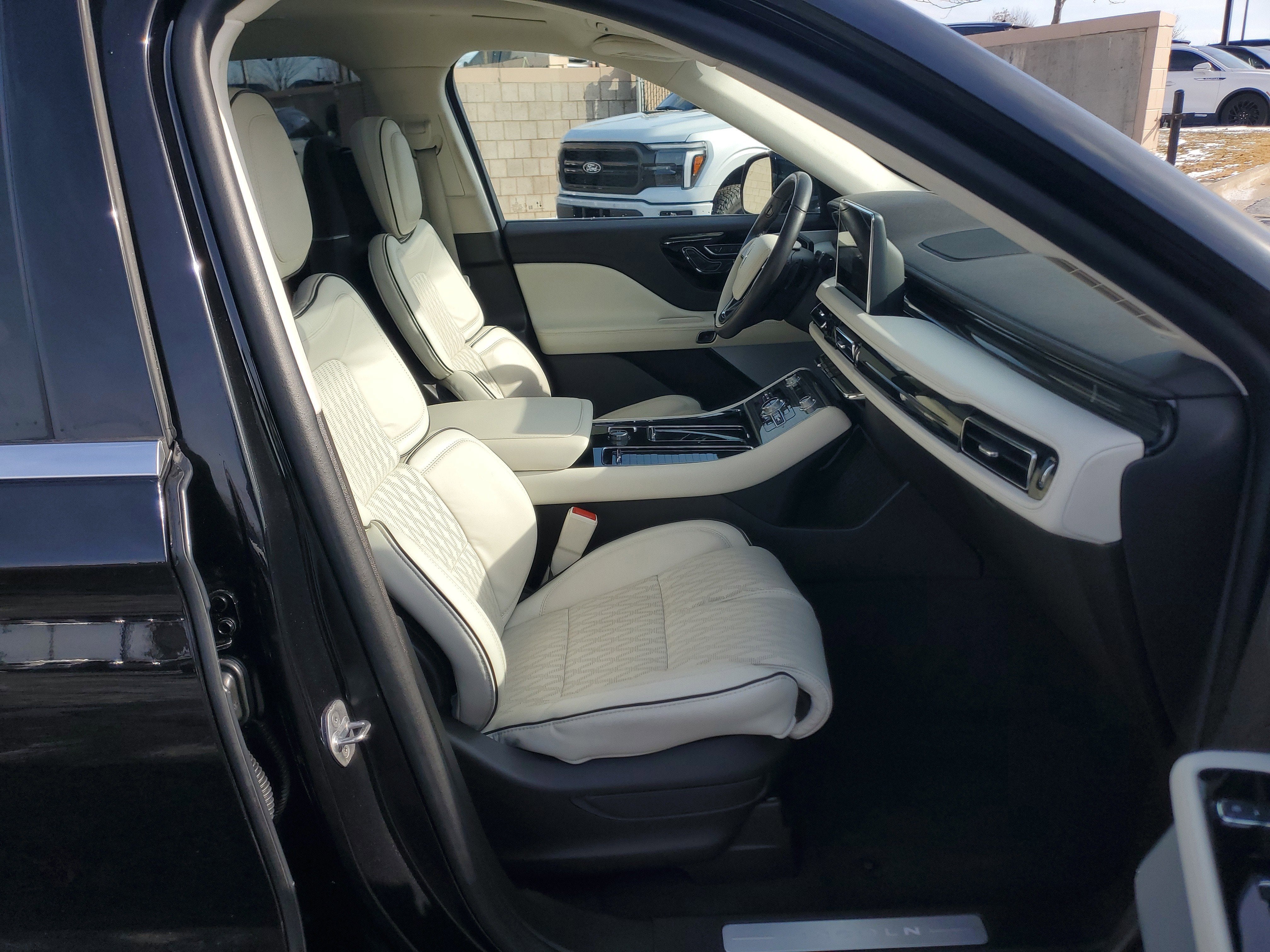 2023 Lincoln Aviator Black Label