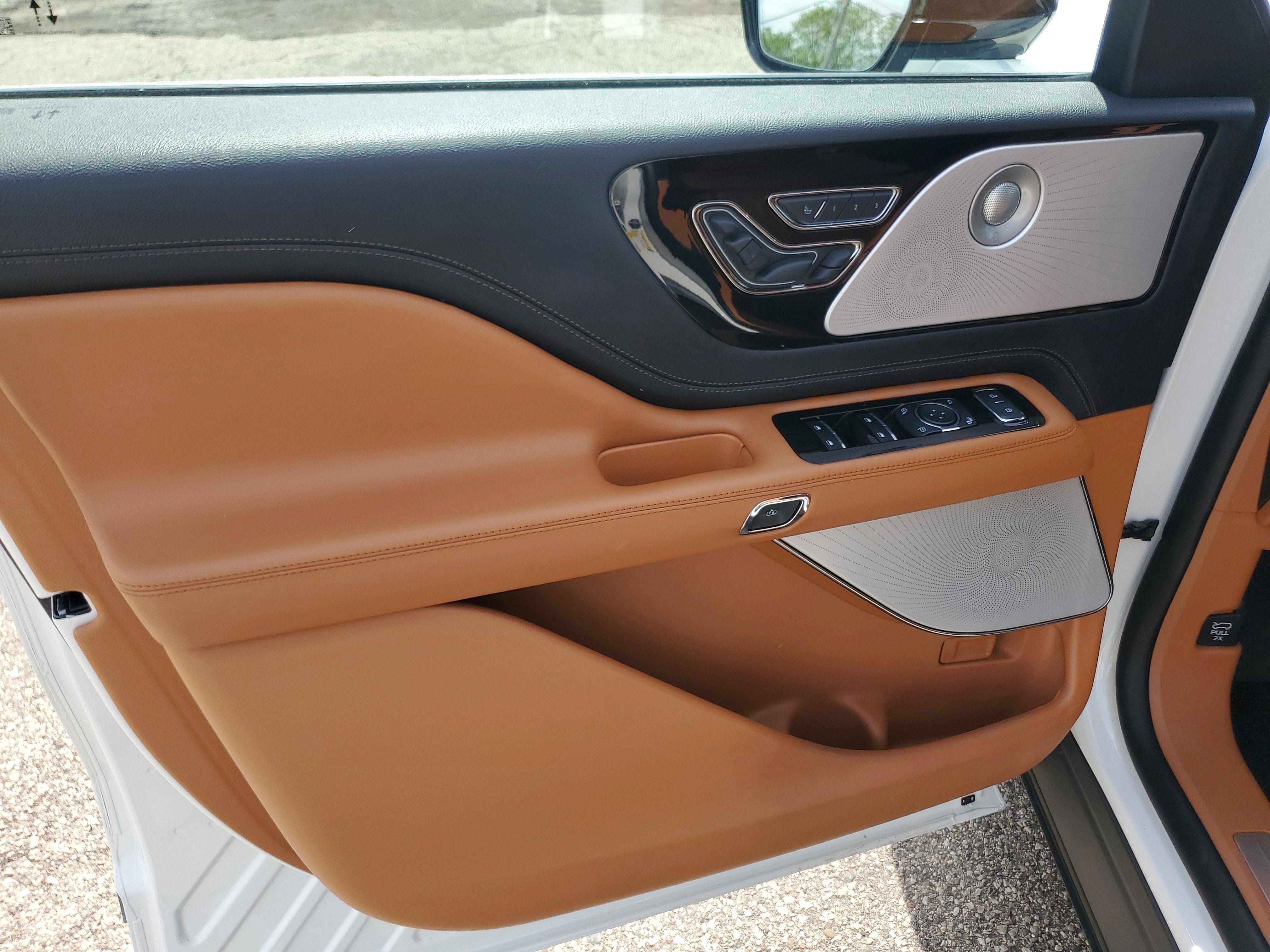 2025 Lincoln Aviator Black Label