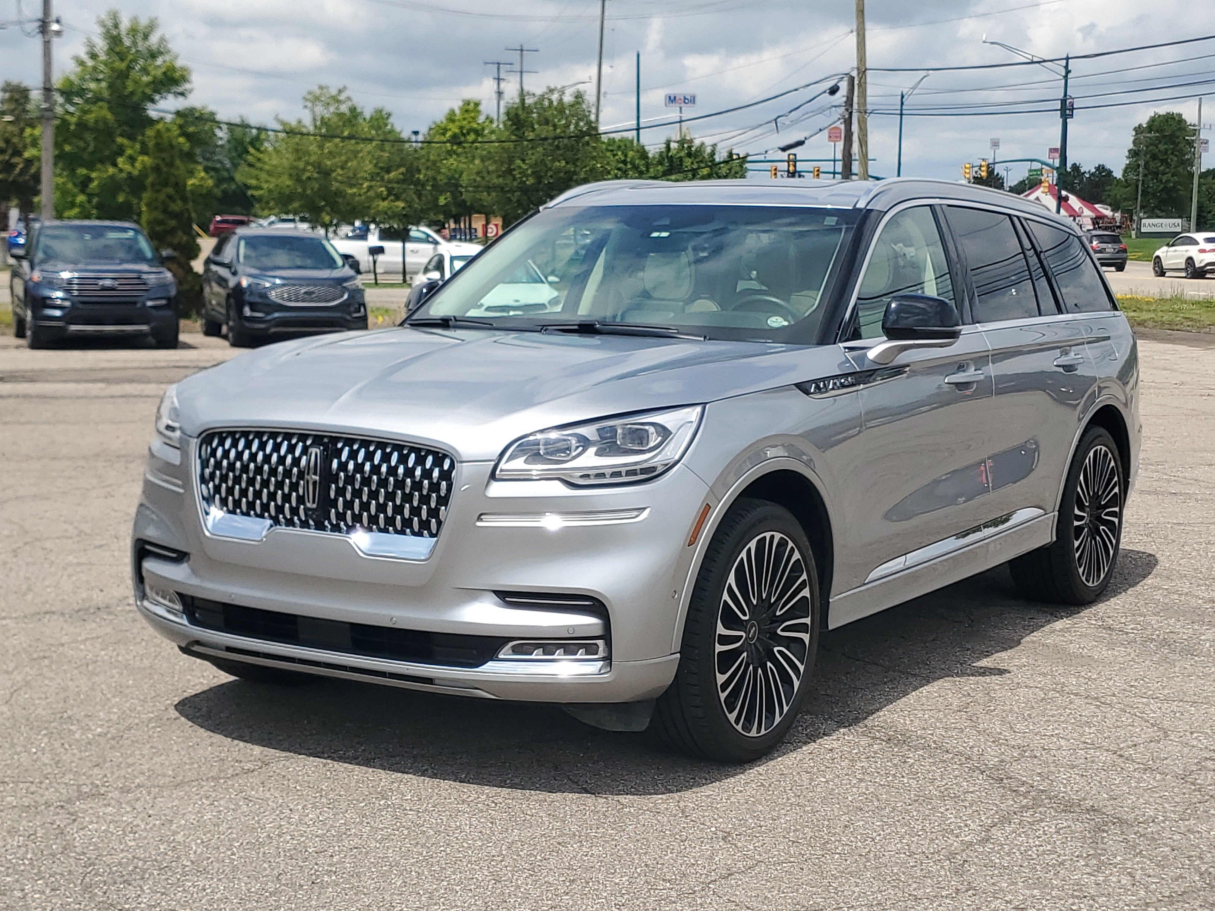 2024 Lincoln Aviator Black Label