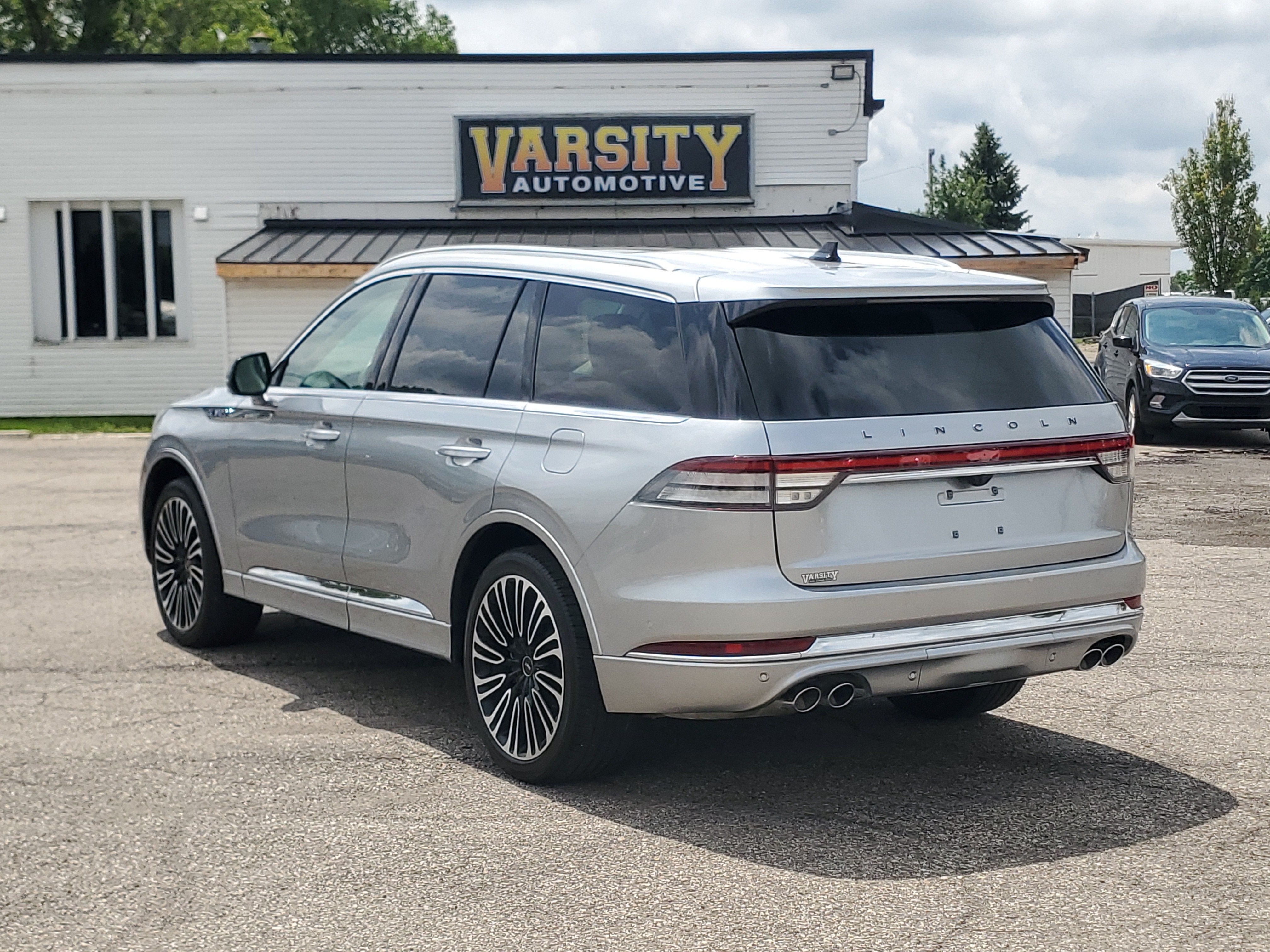 2024 Lincoln Aviator Black Label
