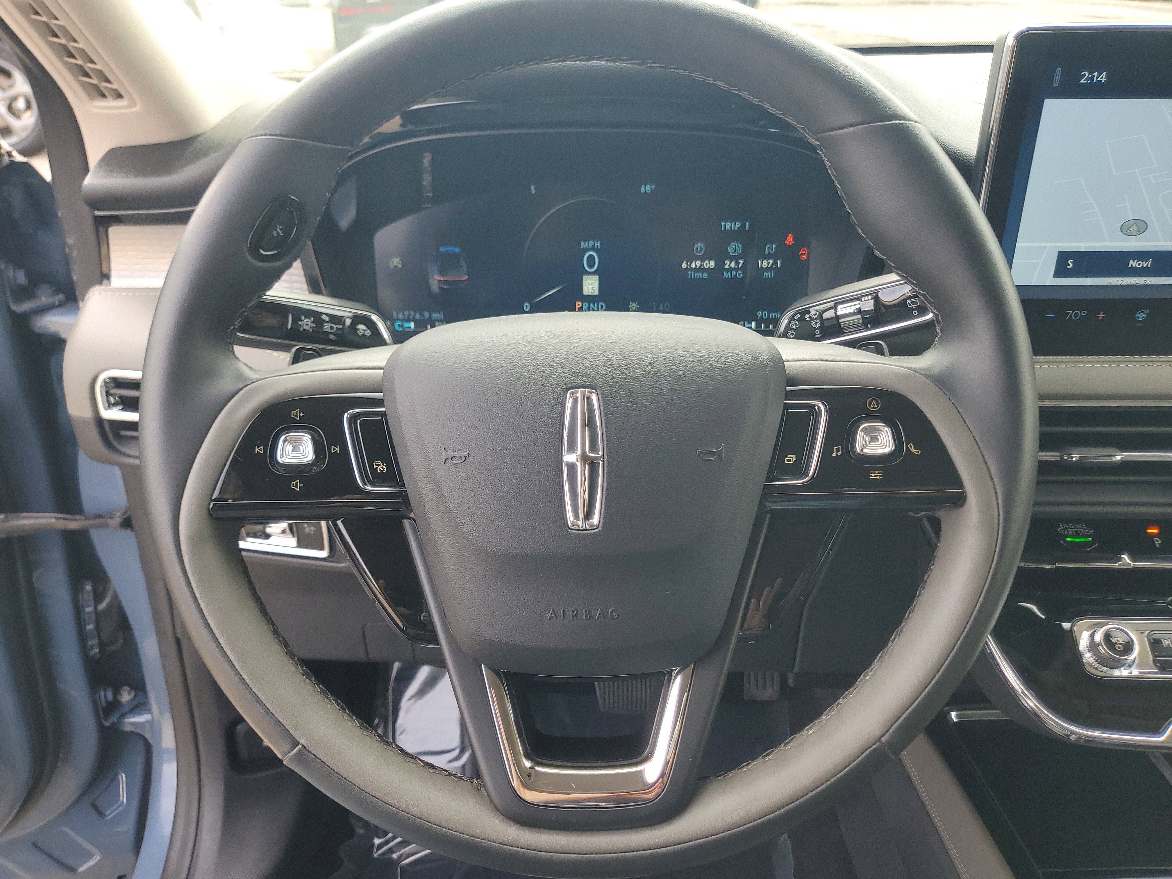 2023 Lincoln Corsair Standard