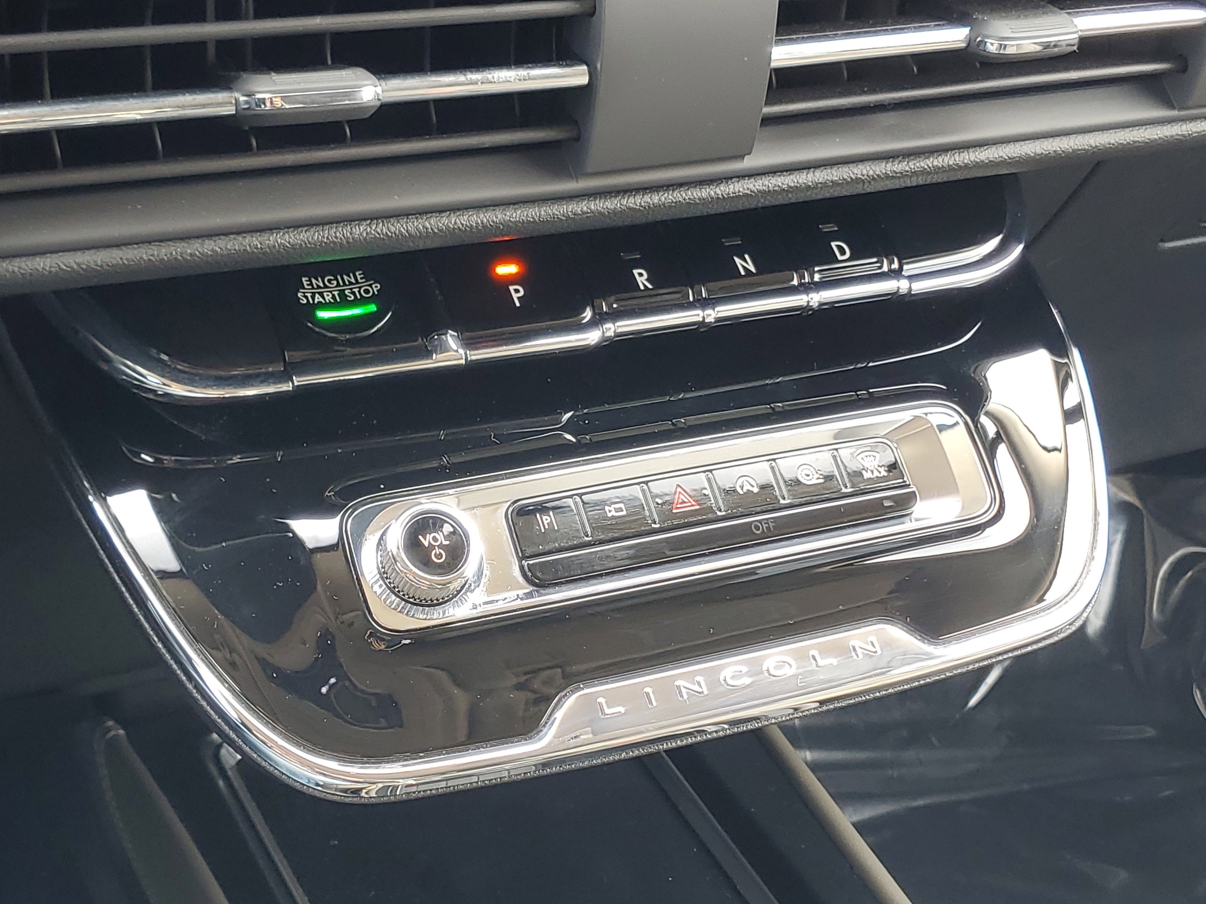 2023 Lincoln Corsair Standard