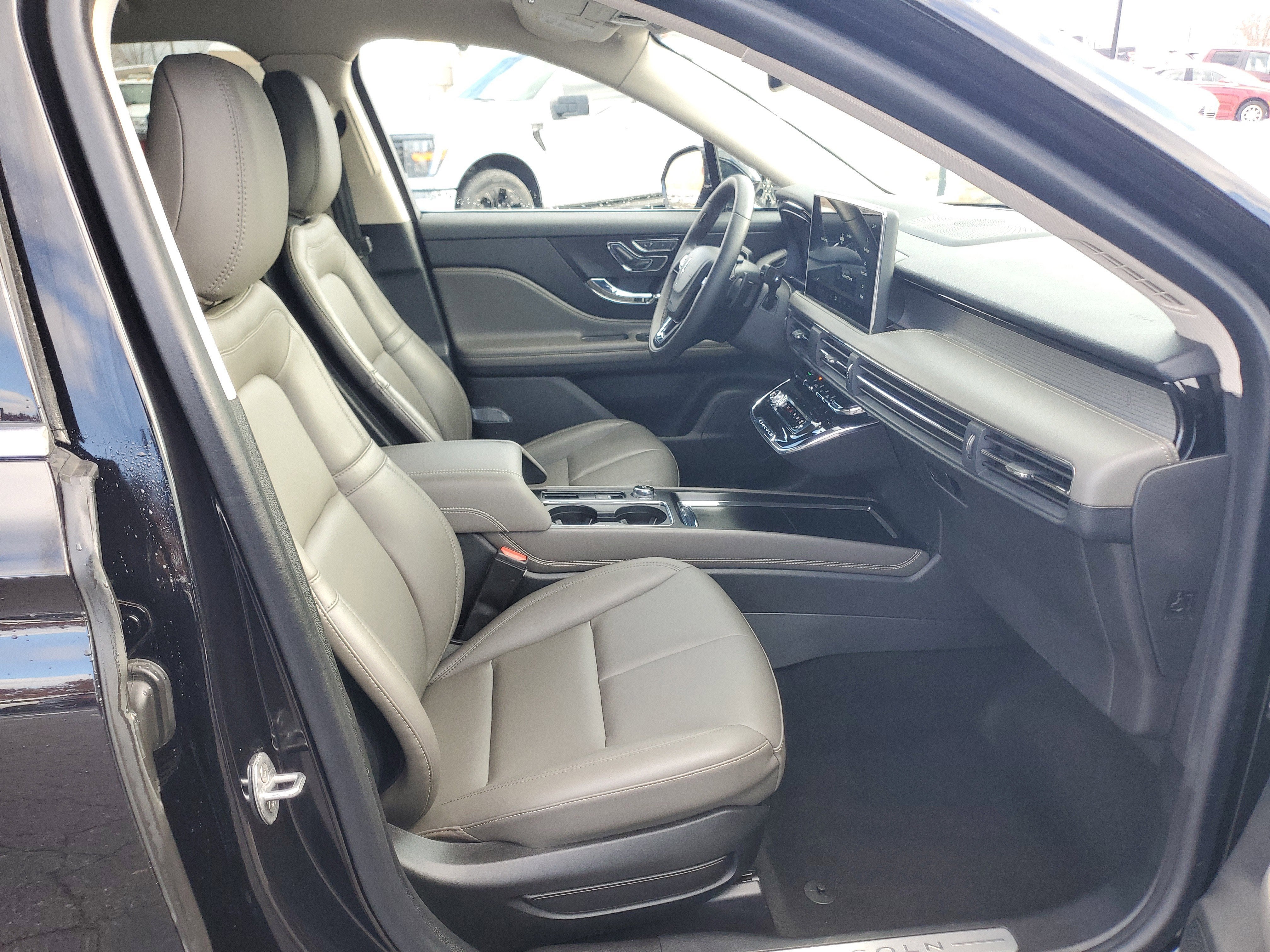 2024 Lincoln Corsair Premiere