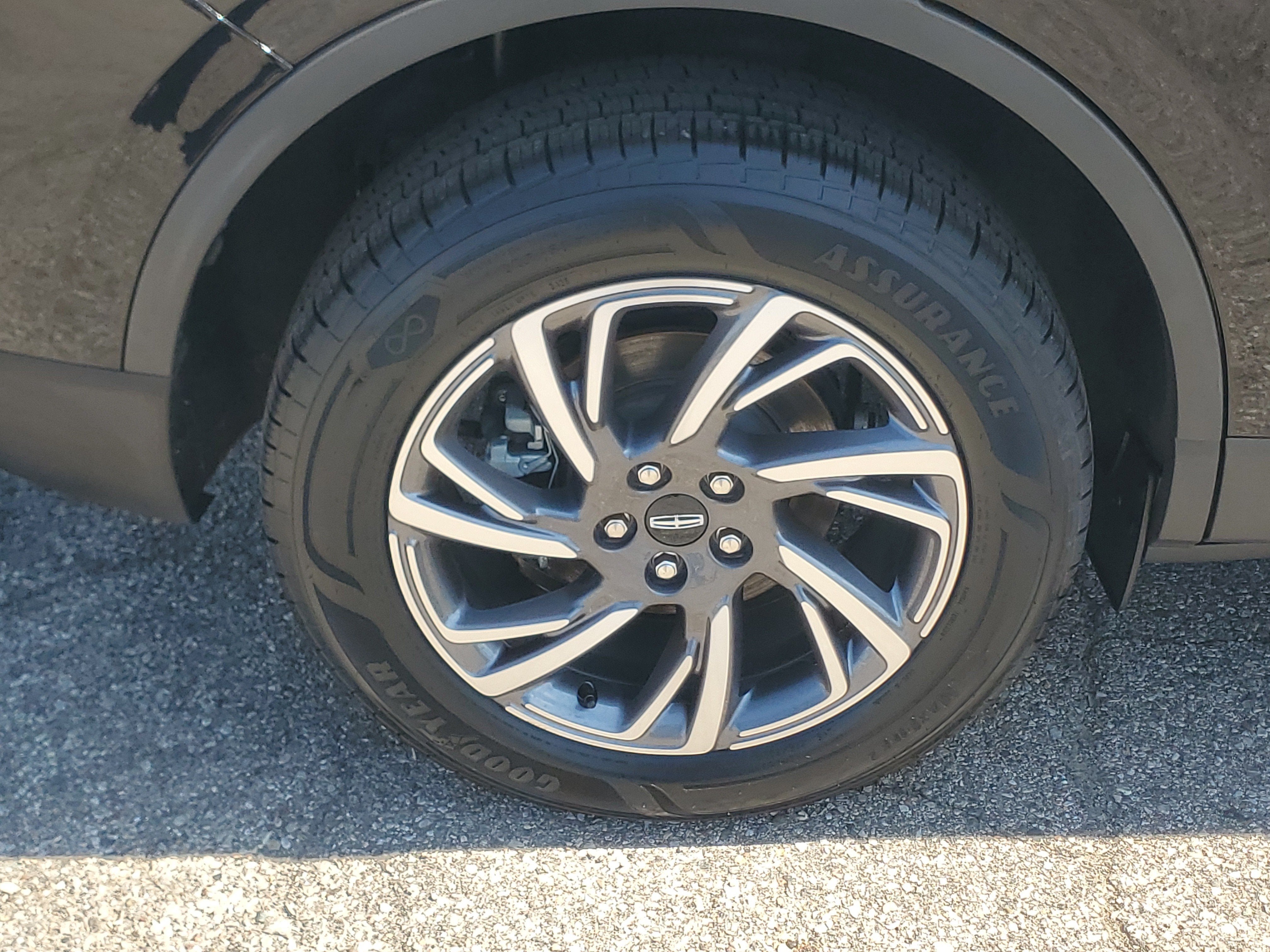 2023 Lincoln Corsair Standard