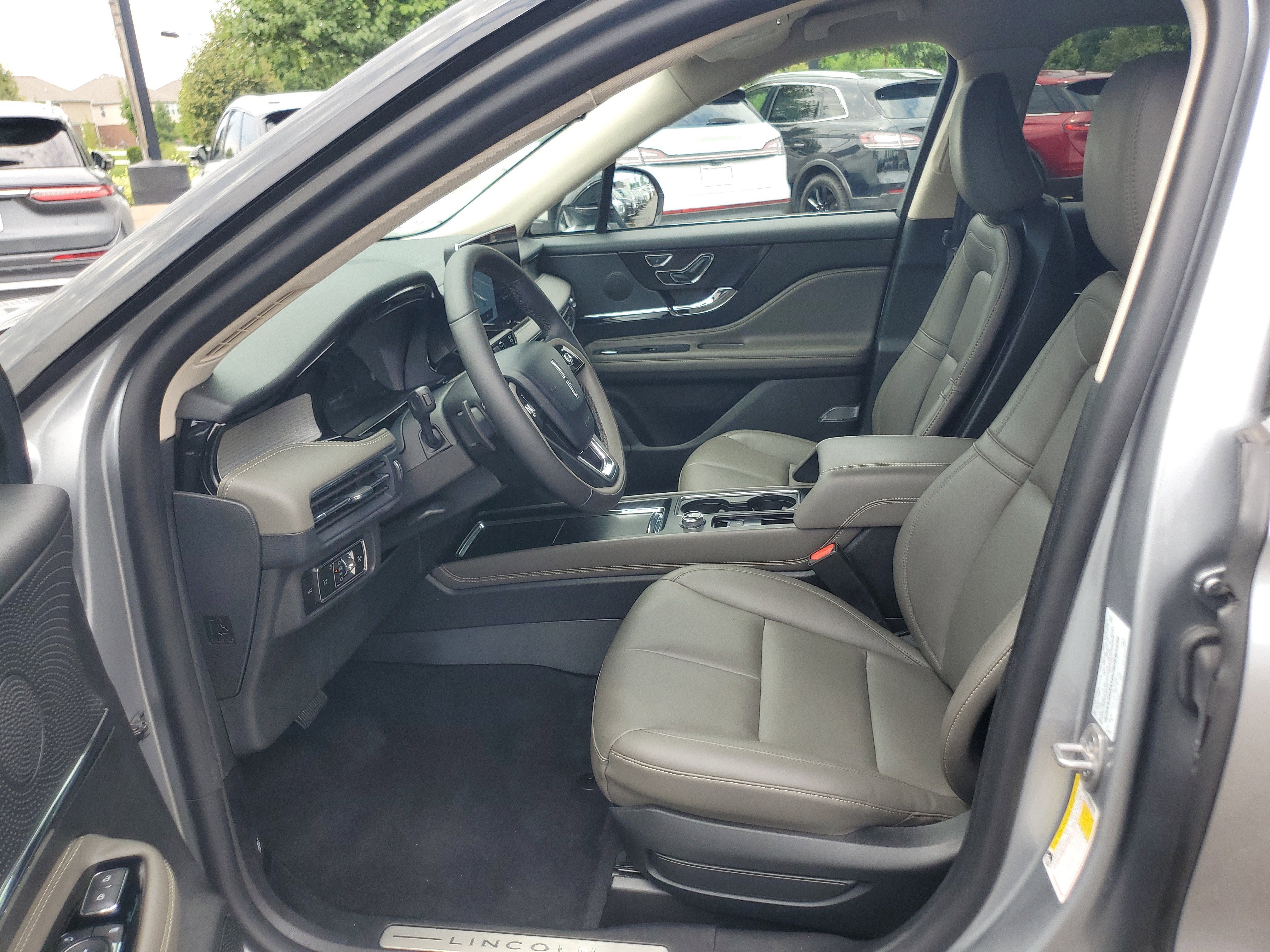 2023 Lincoln Corsair Standard