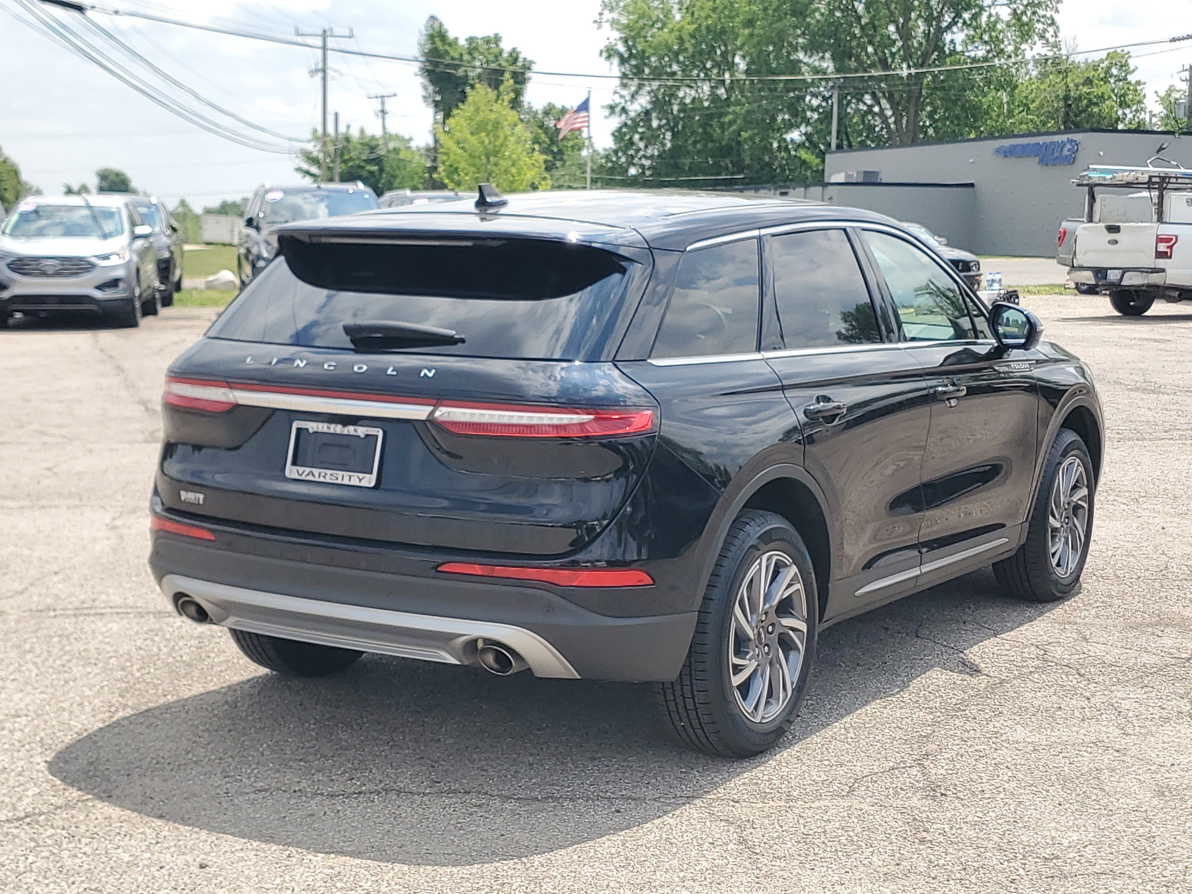 2023 Lincoln Corsair Standard