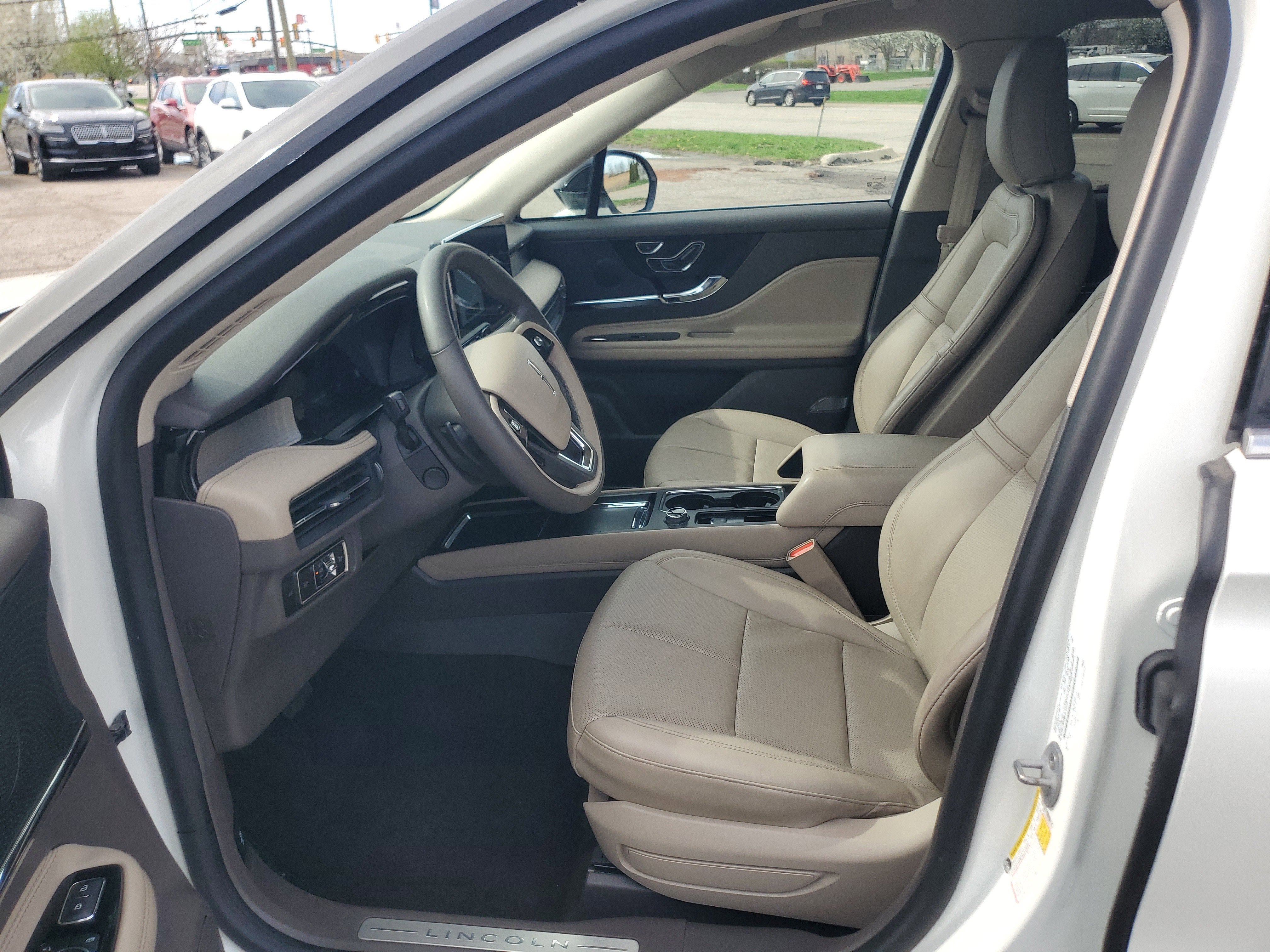 2023 Lincoln Corsair Standard