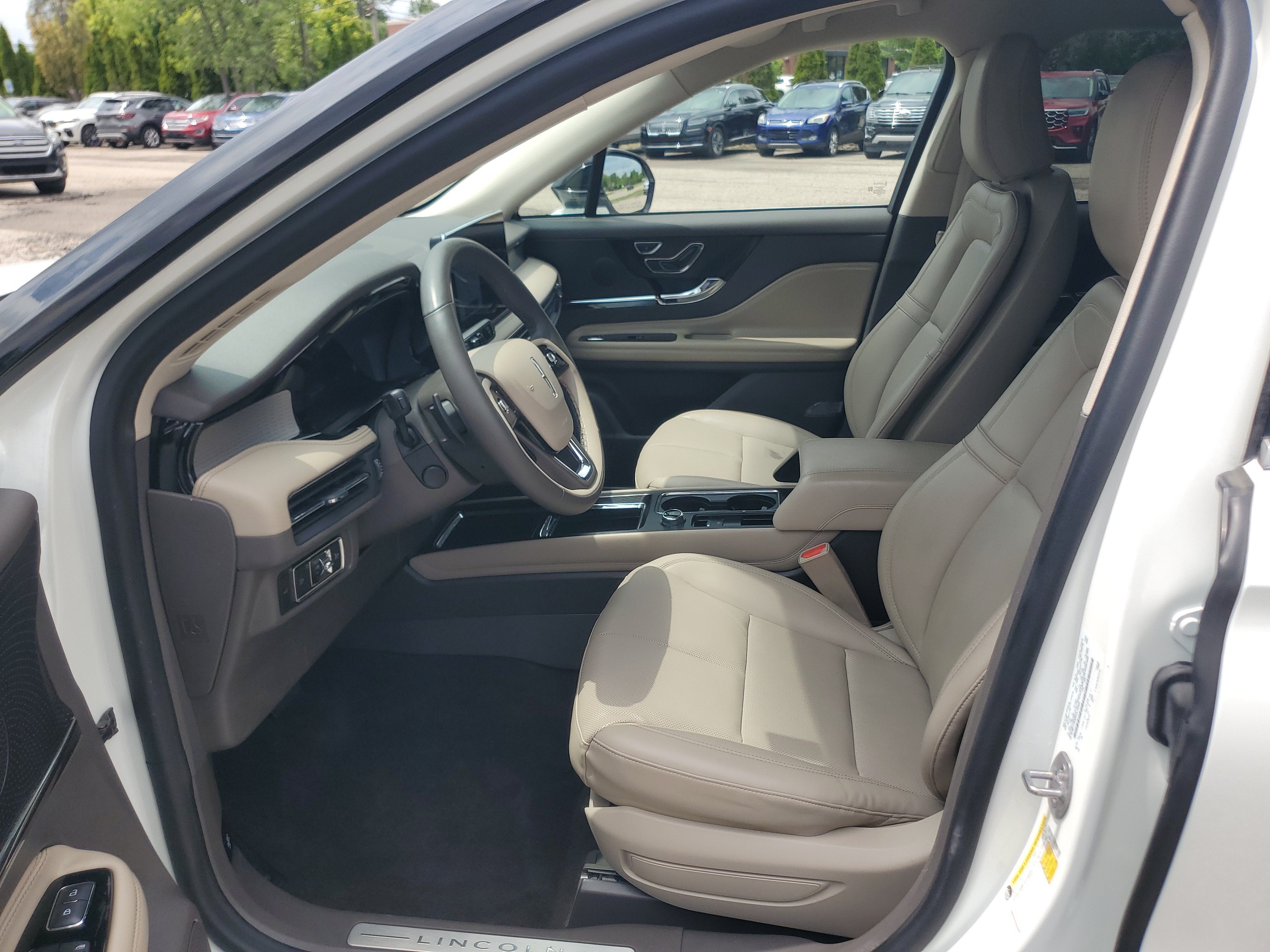 2023 Lincoln Corsair Standard