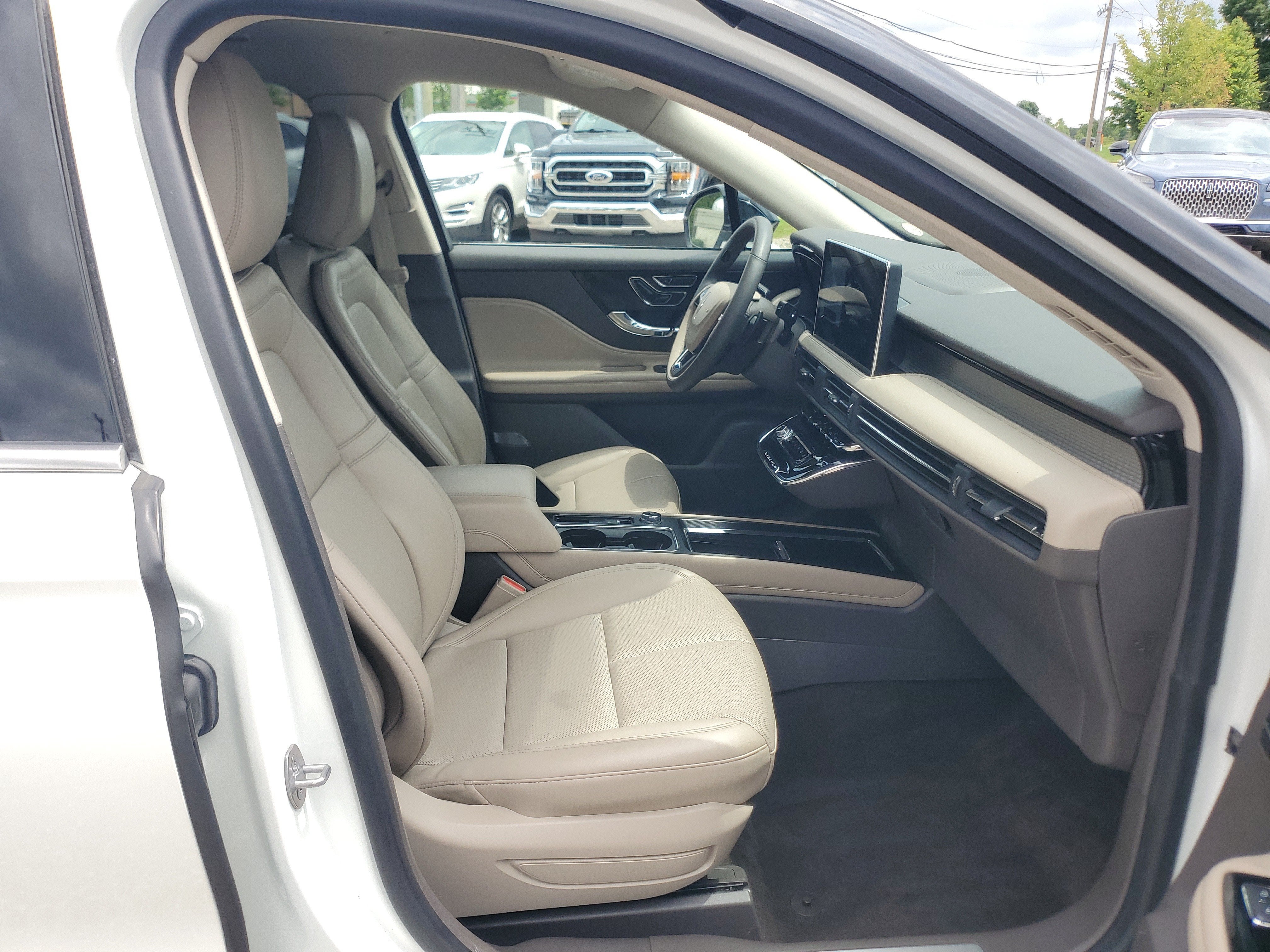 2023 Lincoln Corsair Standard