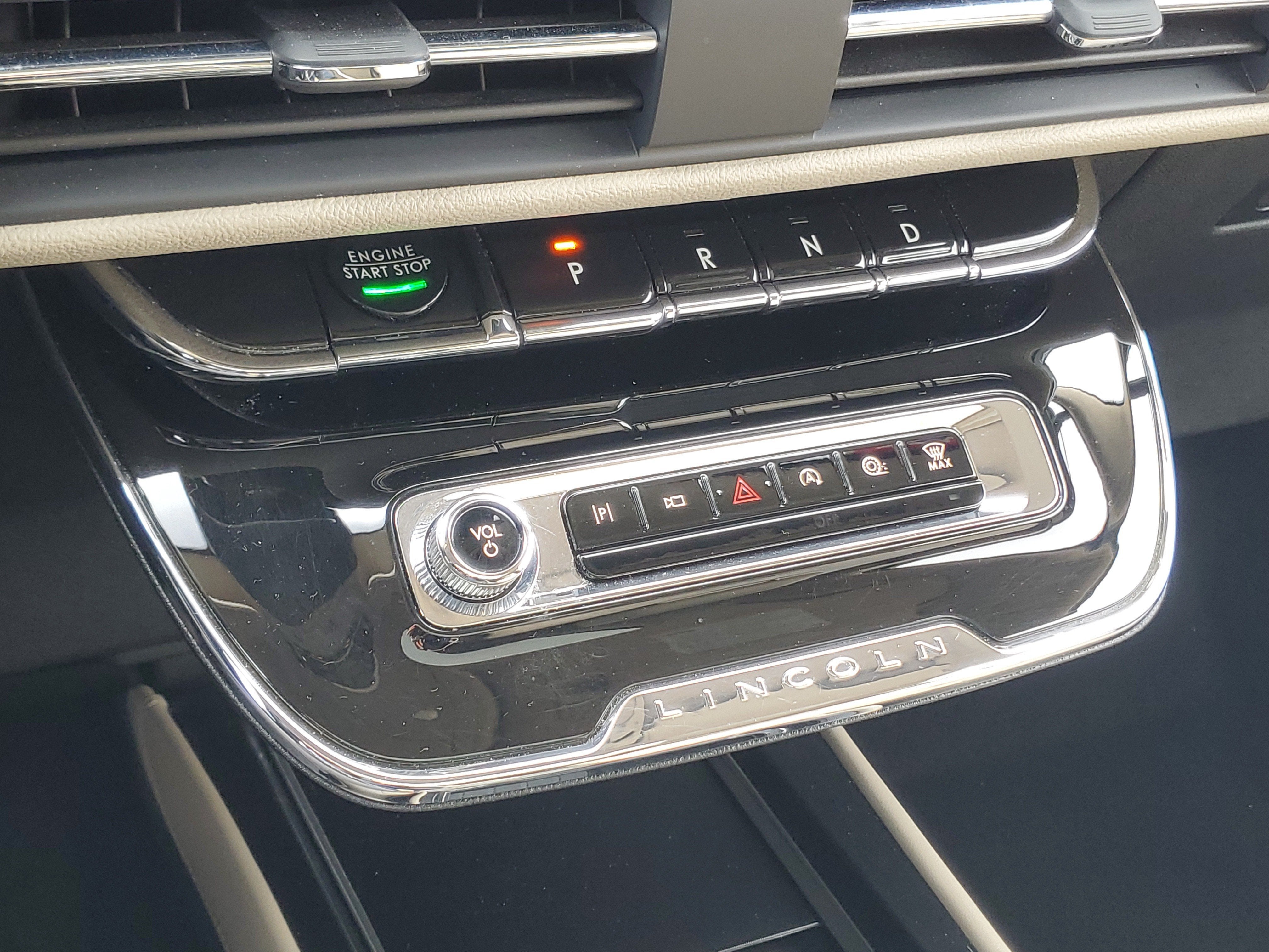 2025 Lincoln Corsair Premiere