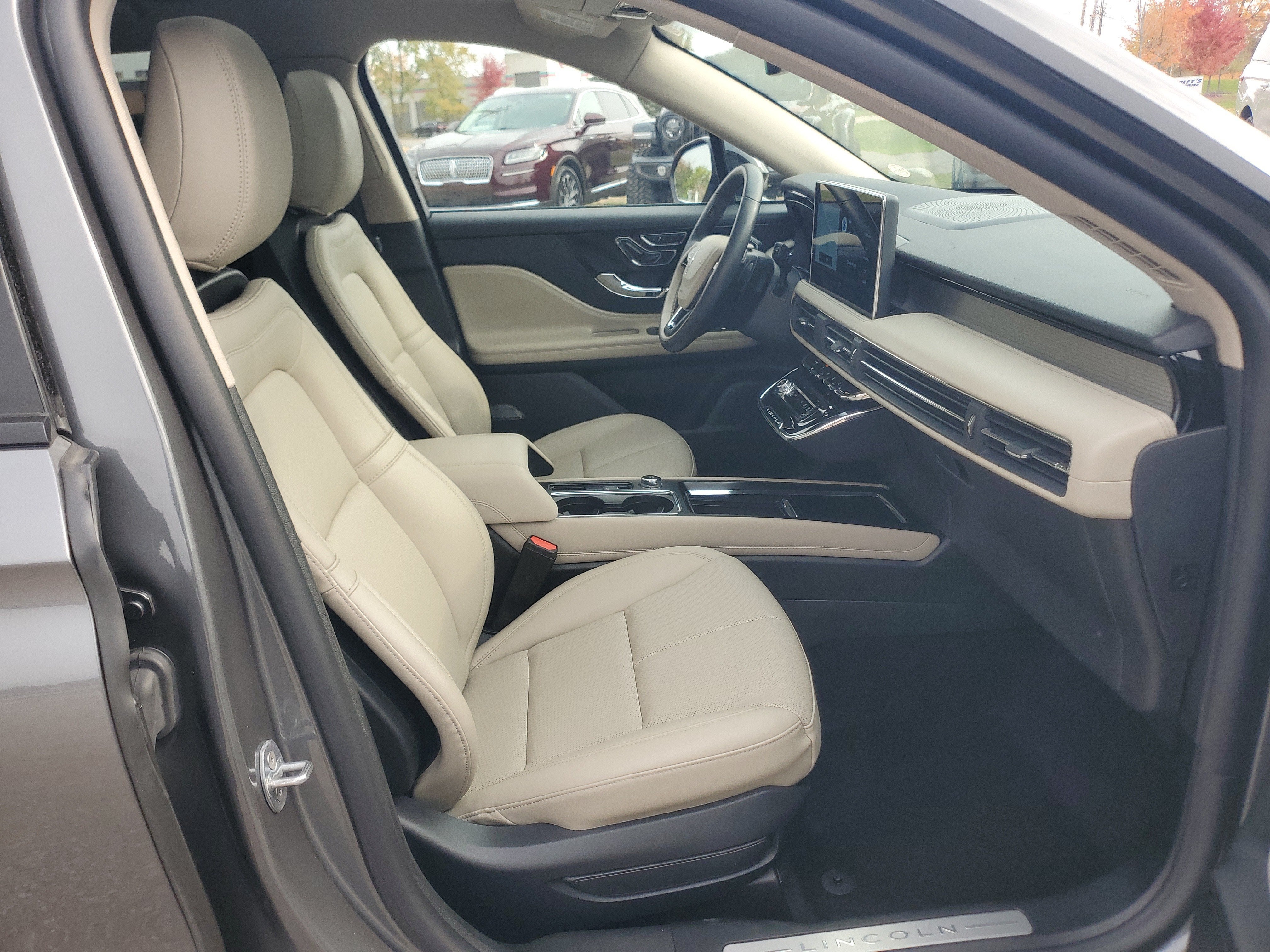 2025 Lincoln Corsair Premiere