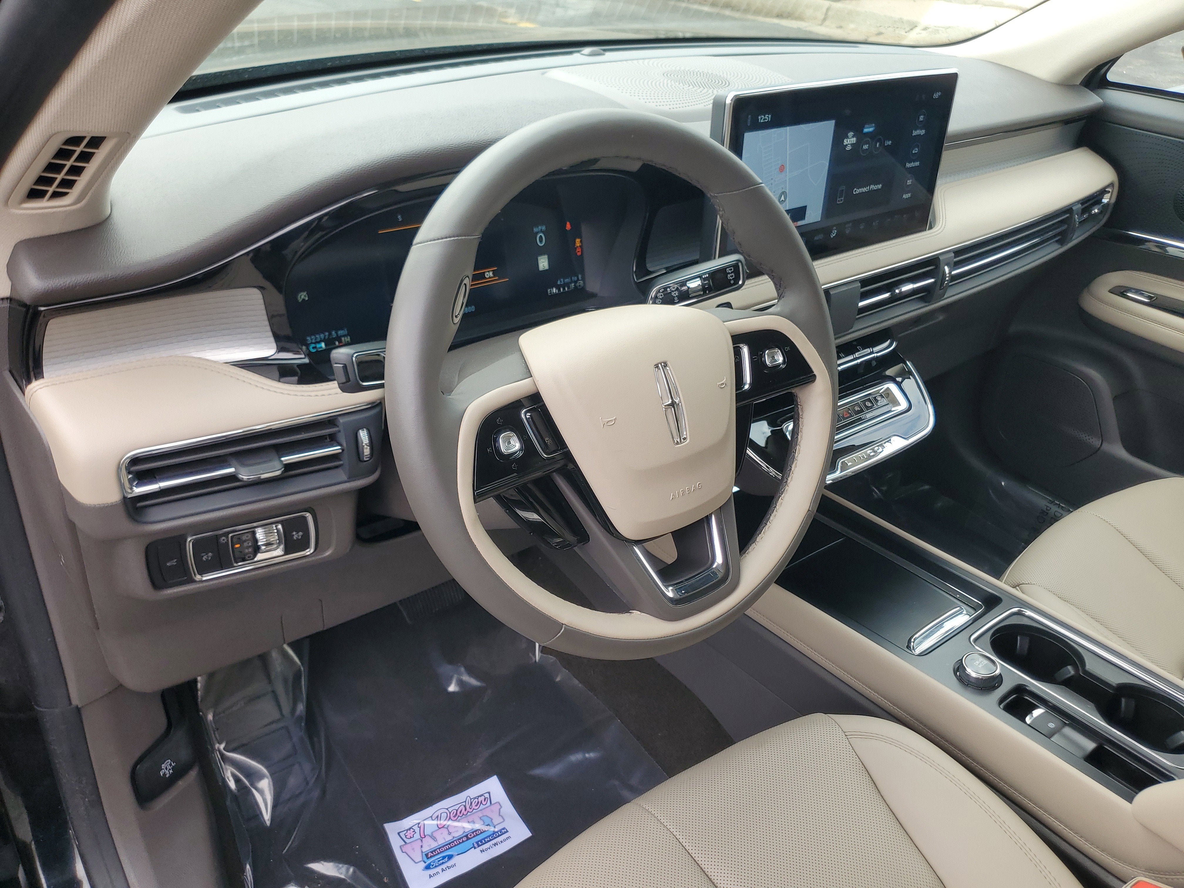 2023 Lincoln Corsair Standard