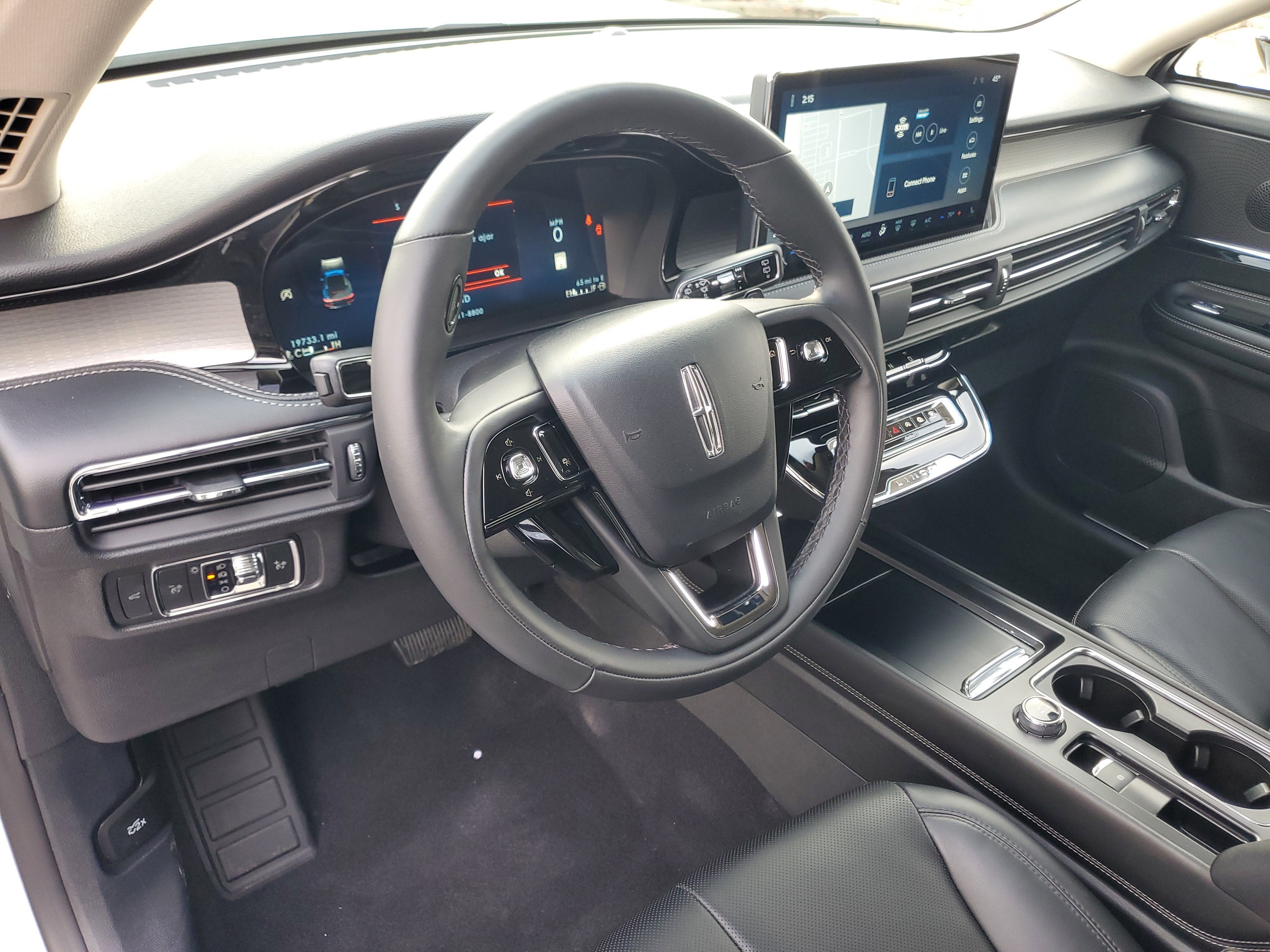 2023 Lincoln Corsair Standard