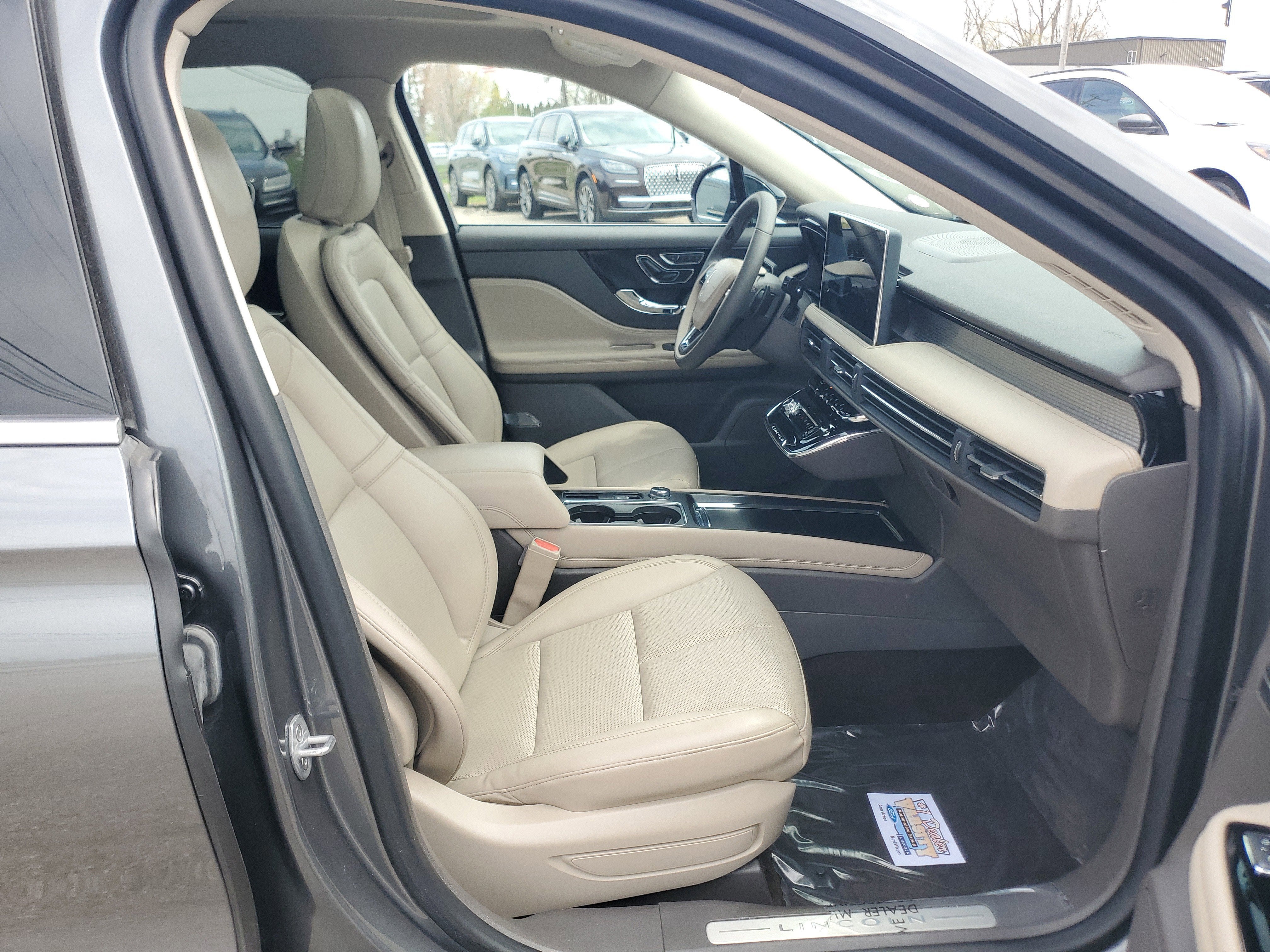 2023 Lincoln Corsair Standard