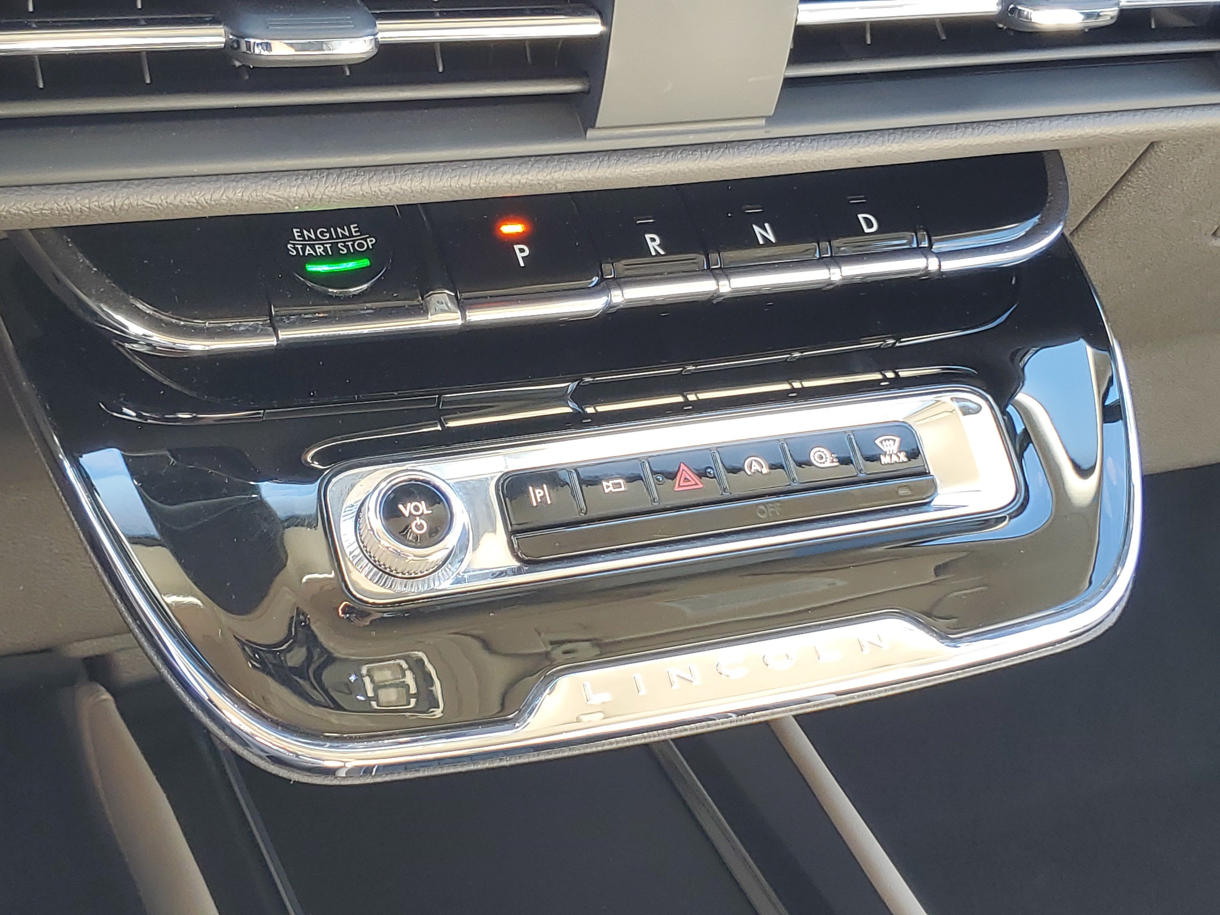 2024 Lincoln Corsair Premiere
