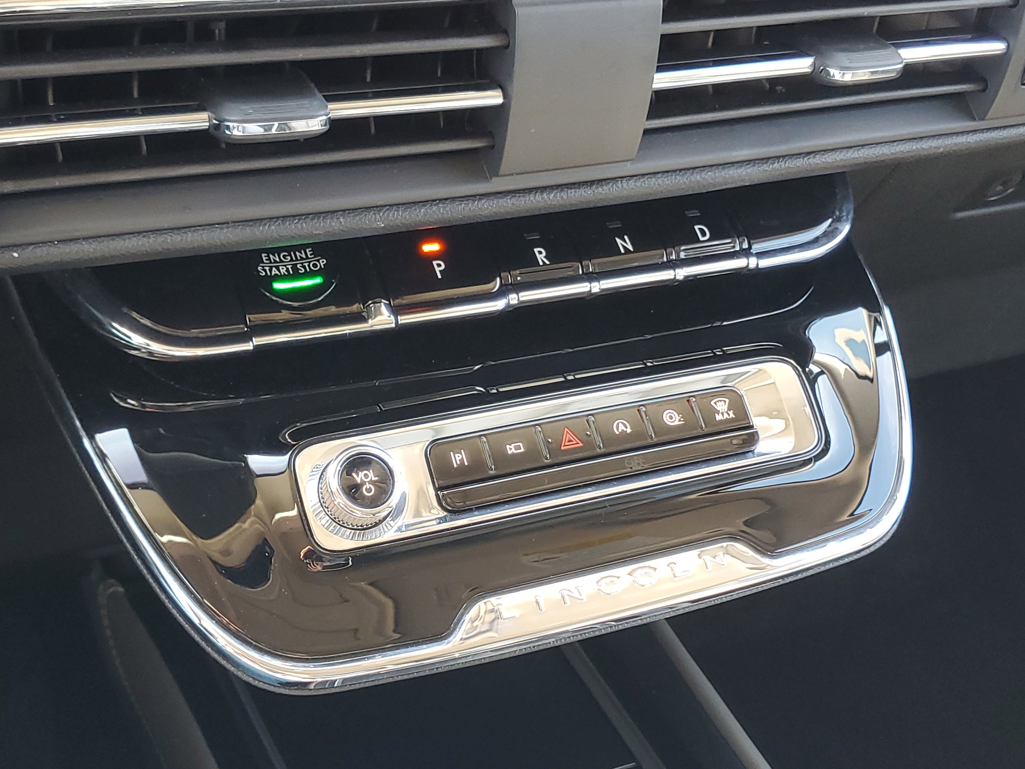 2023 Lincoln Corsair Standard